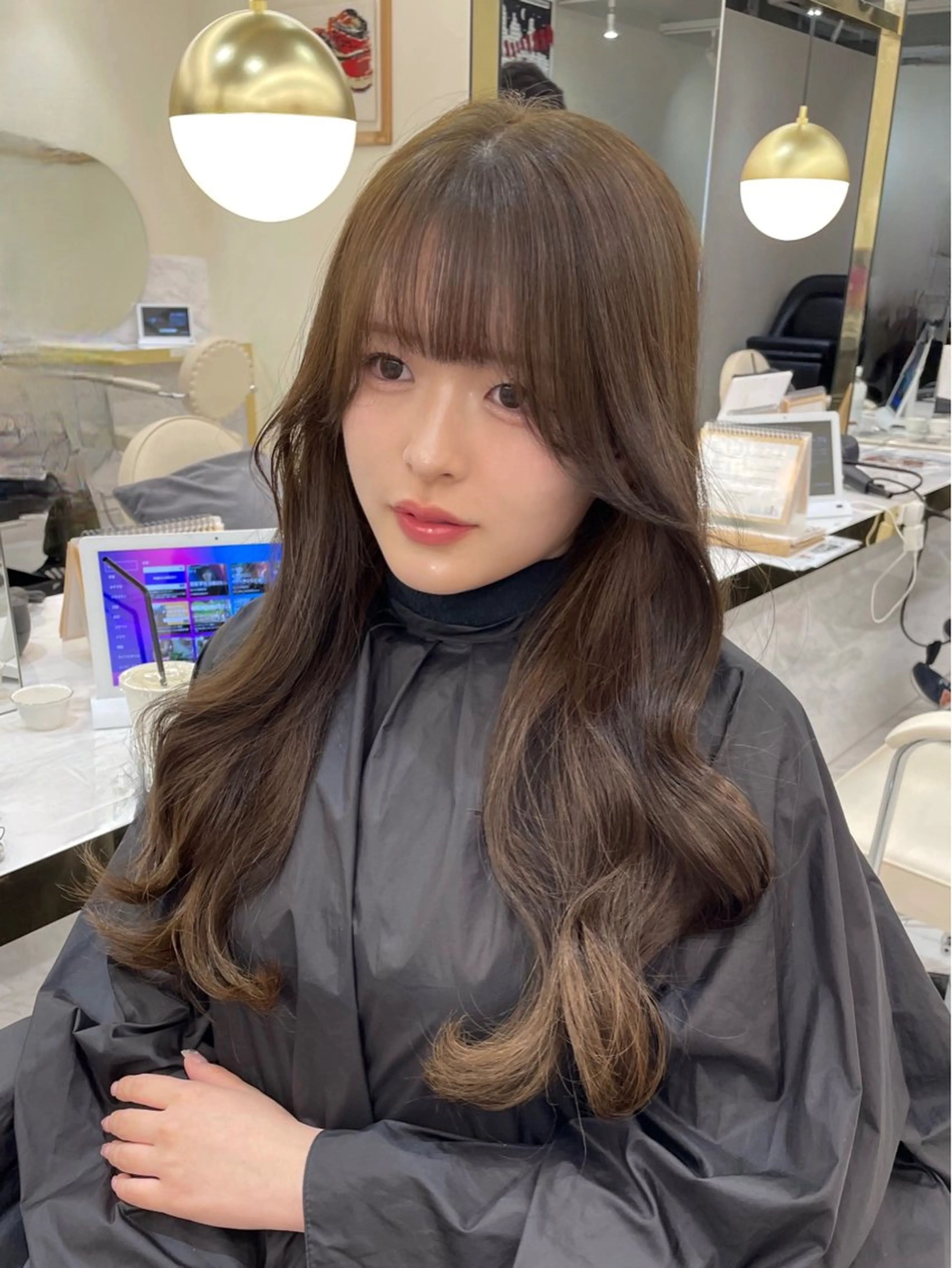 ロング カラー ヘアアレンジ アッシュ ベージュカラー ブリーチ 透明感カラー ダブルカラー カット ヘアカラー トリートメント maoブリーチ無し 似合わせカラーのヘアスタイル