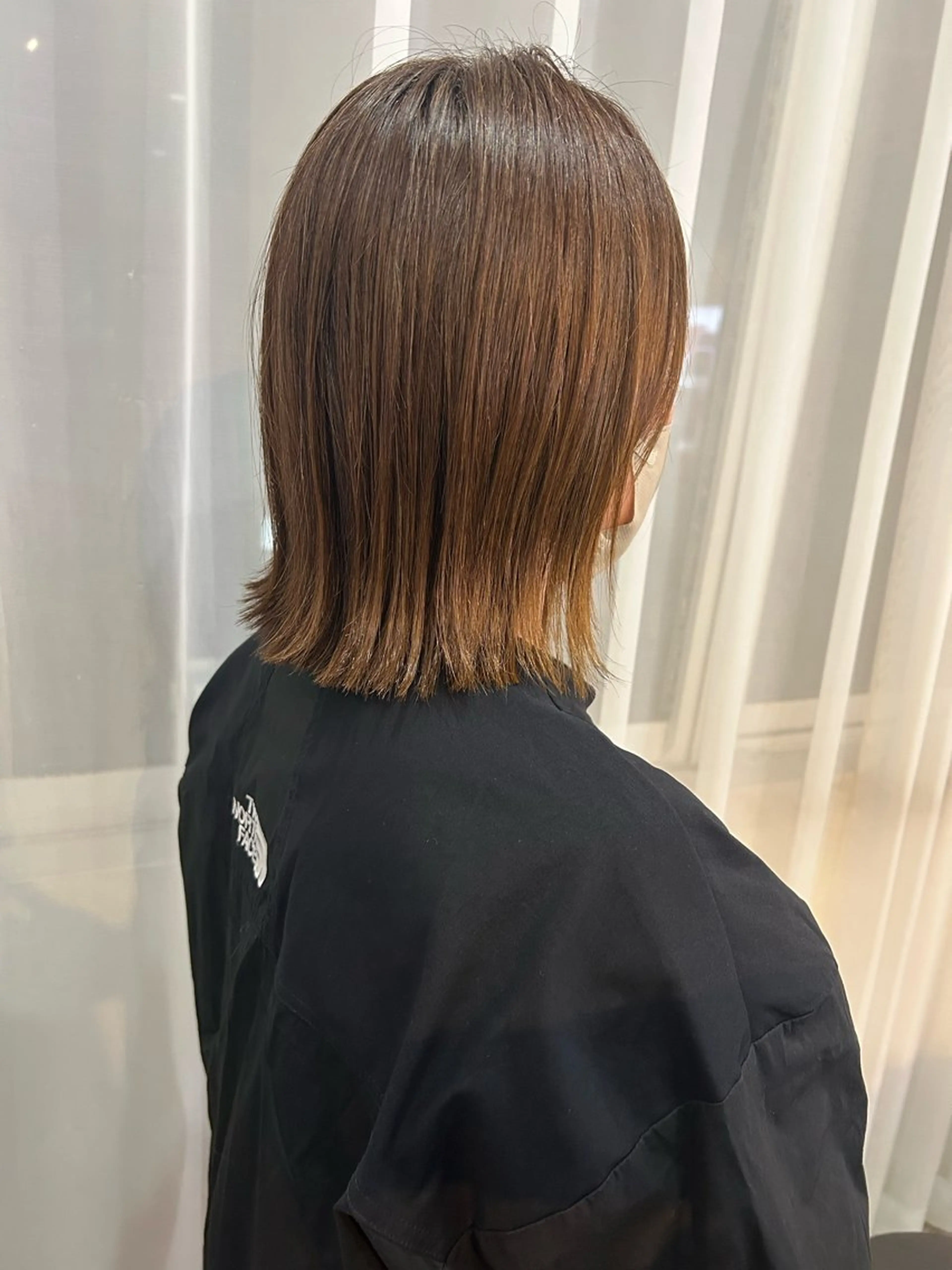 ミディアム ボブ 外ハネヘア 井上 葉月のヘアスタイル