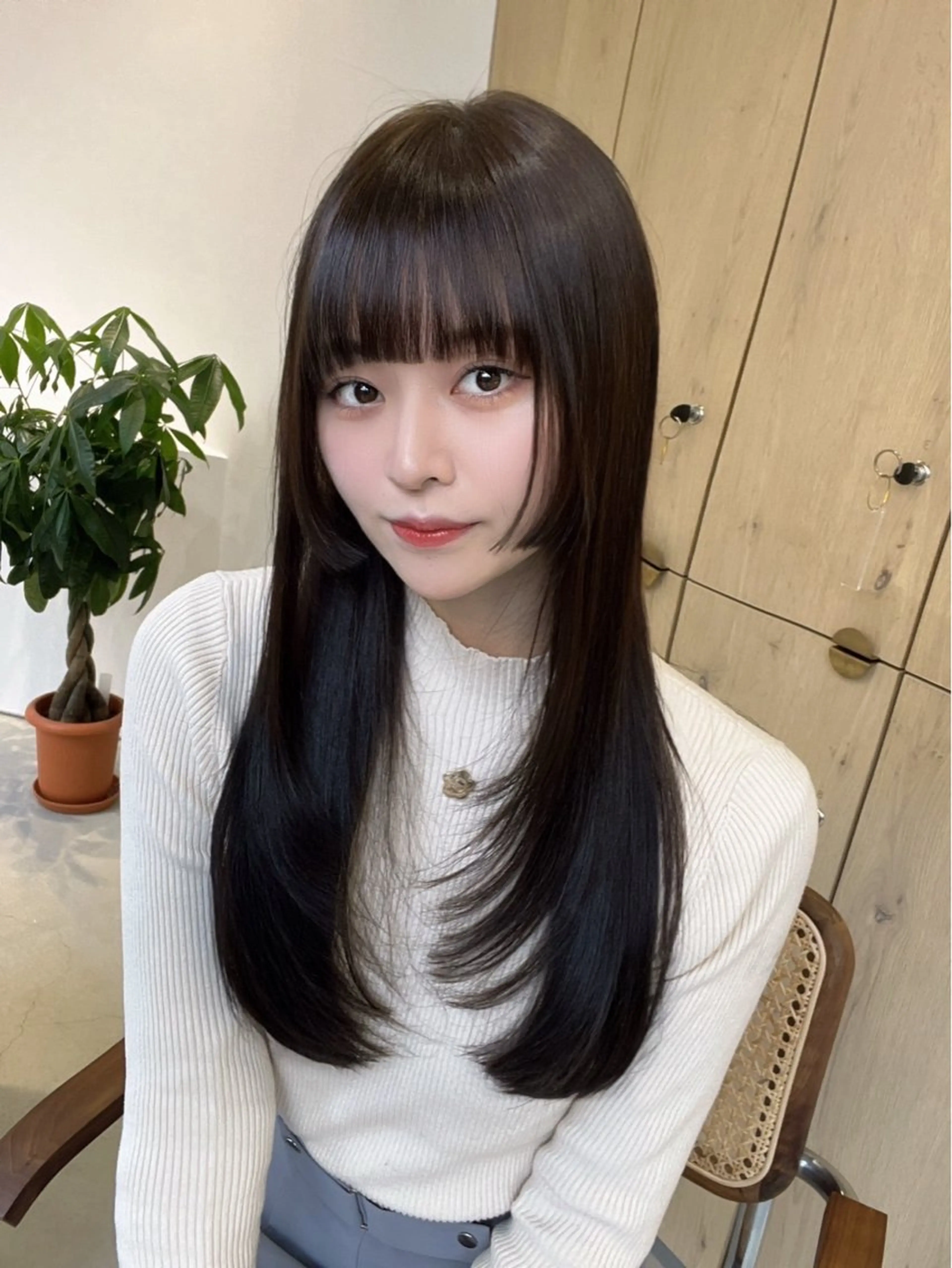 【10.20代限定✨】✂️ミディアム・ロング レイヤーカット✂️の写真