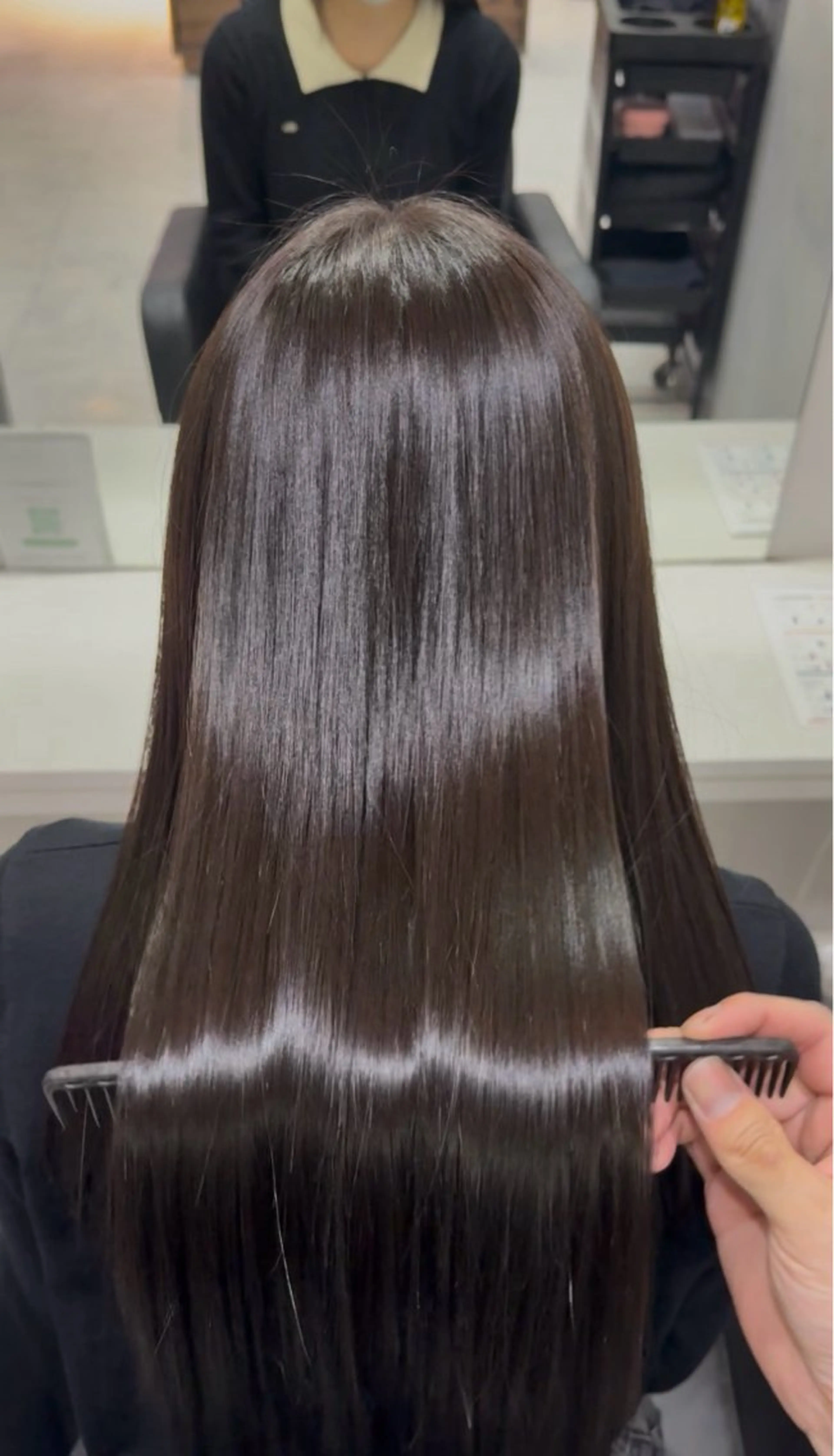 ロング カラー ヘアカラー トリートメント 髪質改善 艶髪カラー エクステ かいり✂️のヘアスタイル