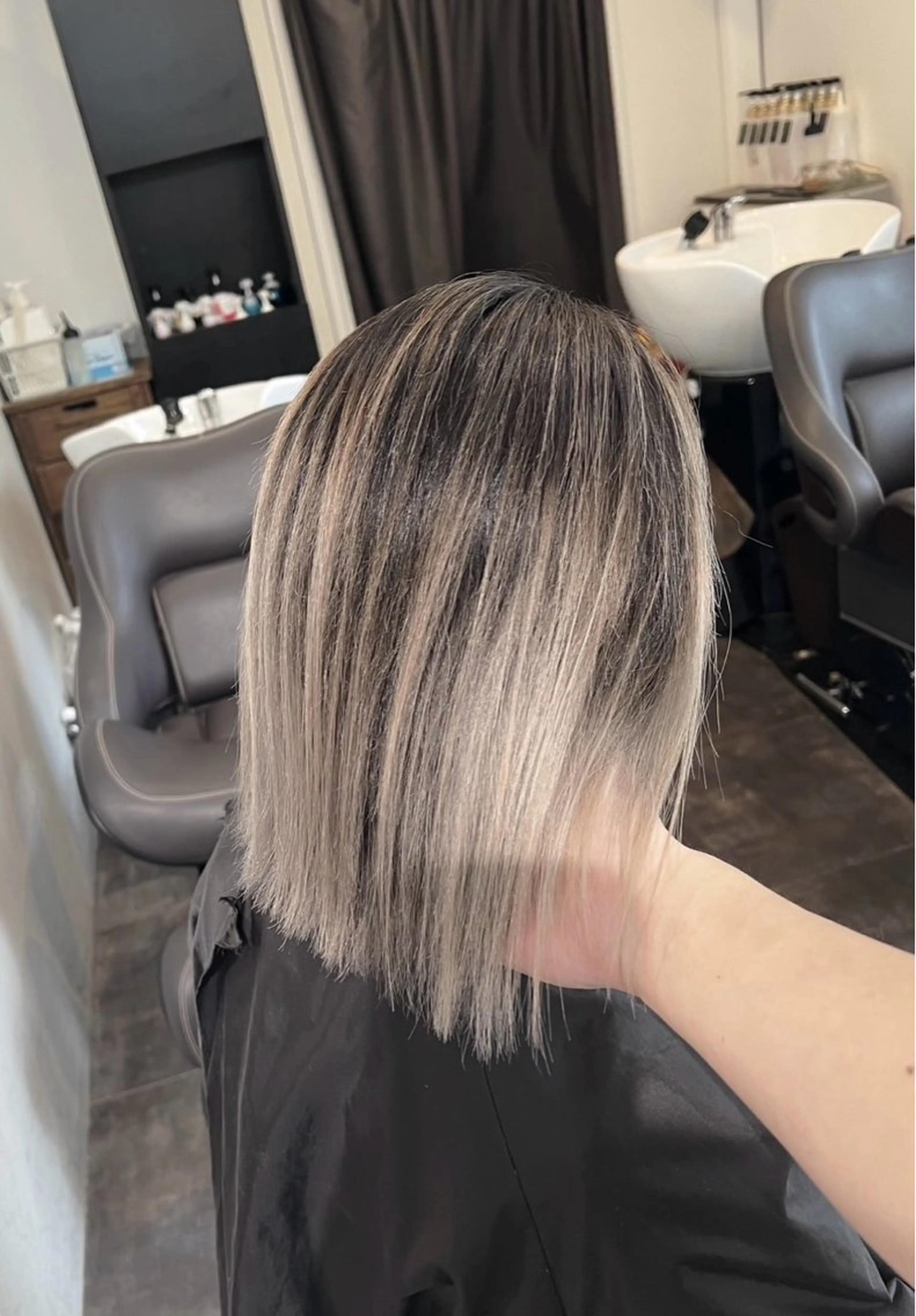 ショート カラー バレイヤージュ グレージュ レイヤーカット カット ヘアカラー トリートメント ROBIN所属・指名数No.1 /NAOYAのヘアスタイル