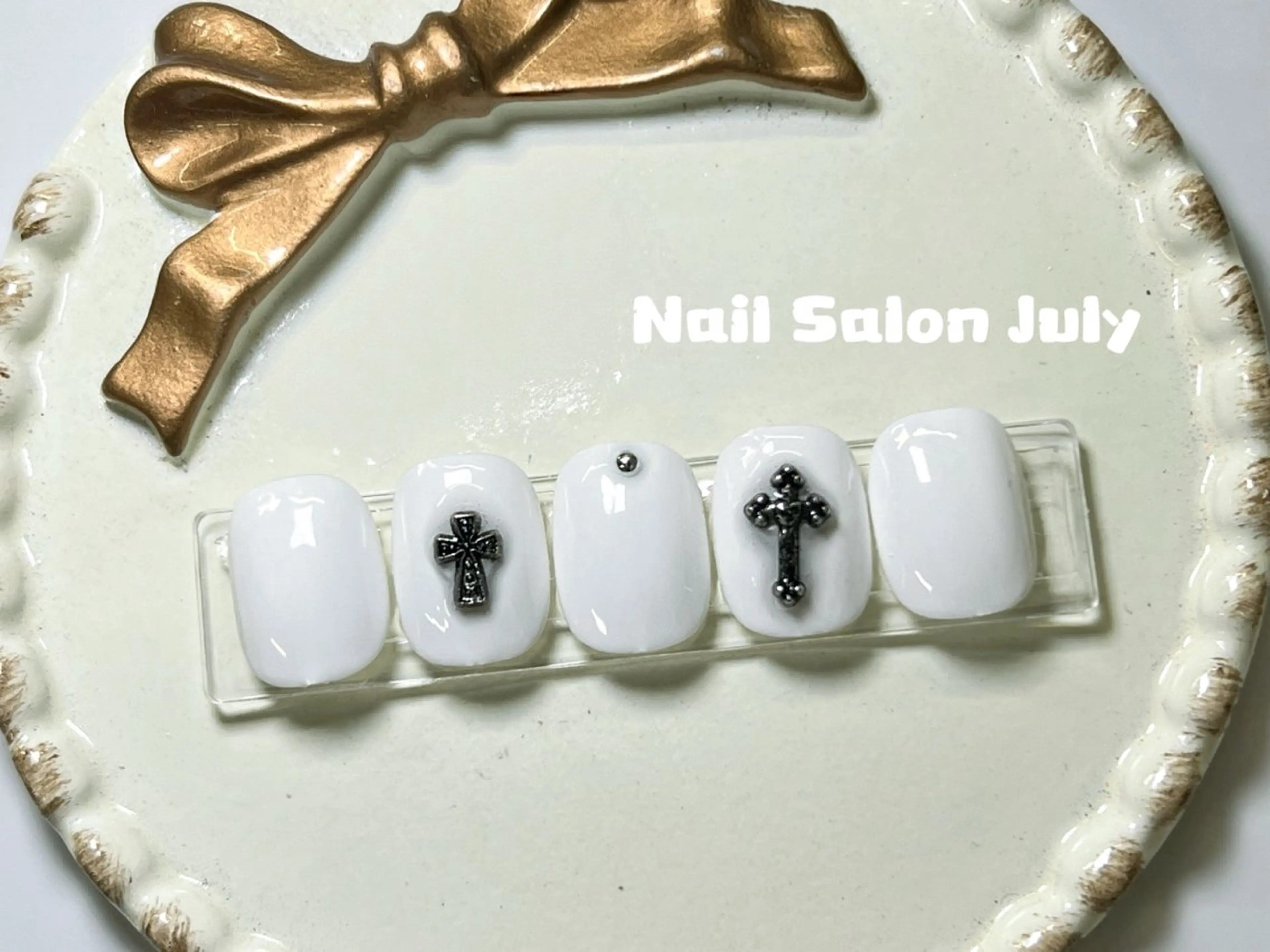 ネイル アートネイル オーロラネイル ジェルネイル ガーリー キラキラネイル ハンドネイル July モモのネイルデザイン