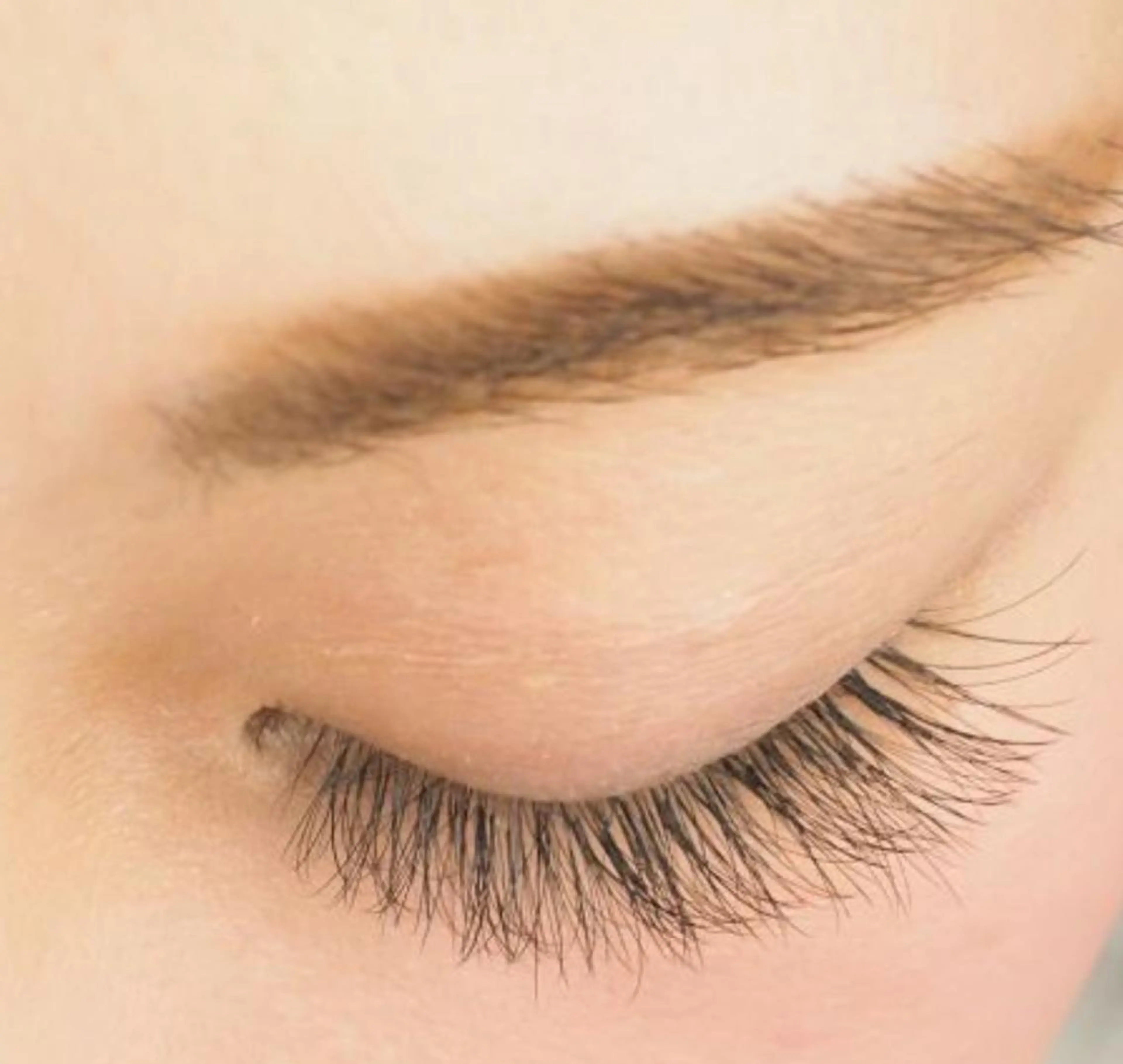 マツエク・マツパ Moon（ムーン）所属・Moon（ムーン） 小林のマツエク・マツパデザイン