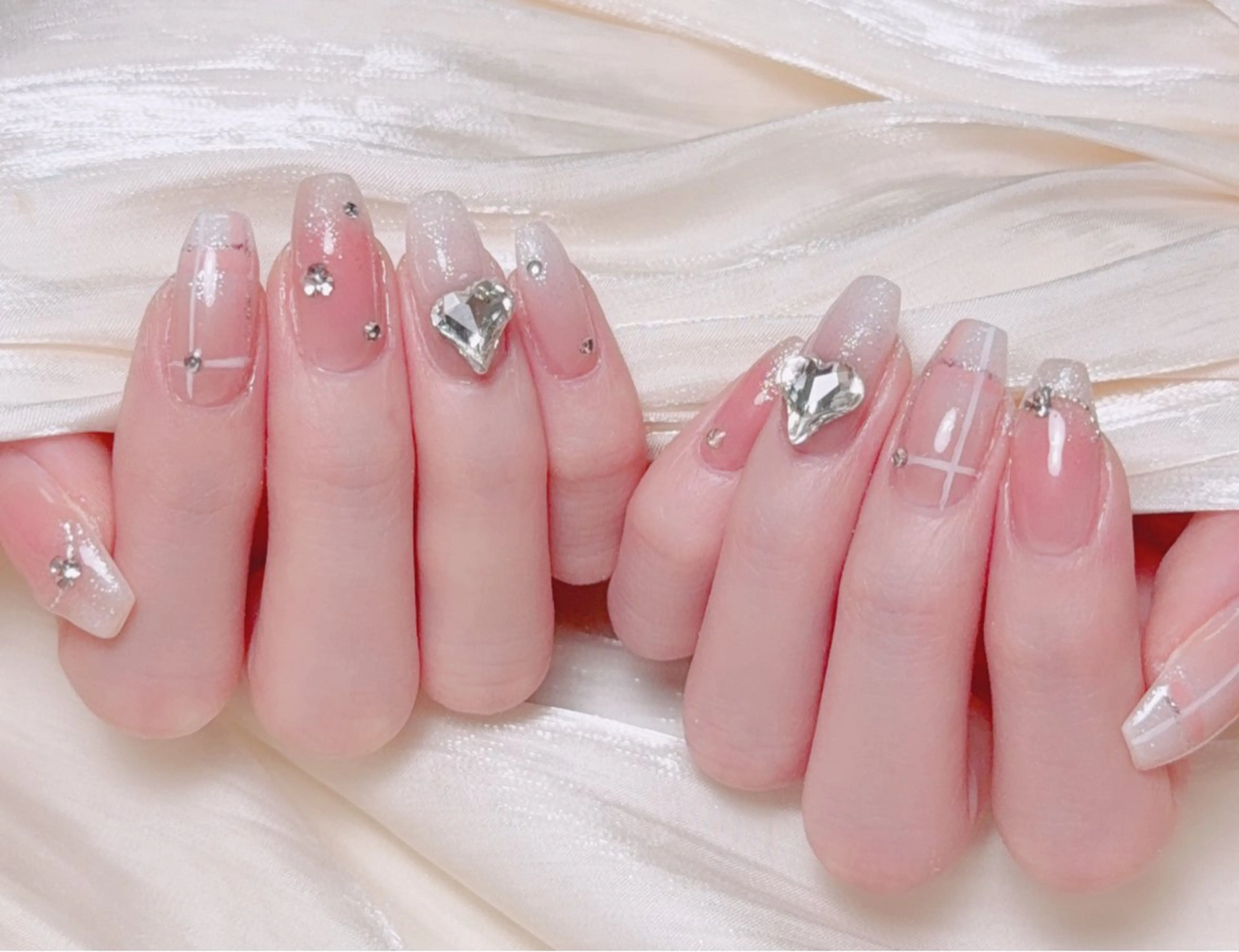 ネイル luna nail ＆eyelashのネイルデザイン