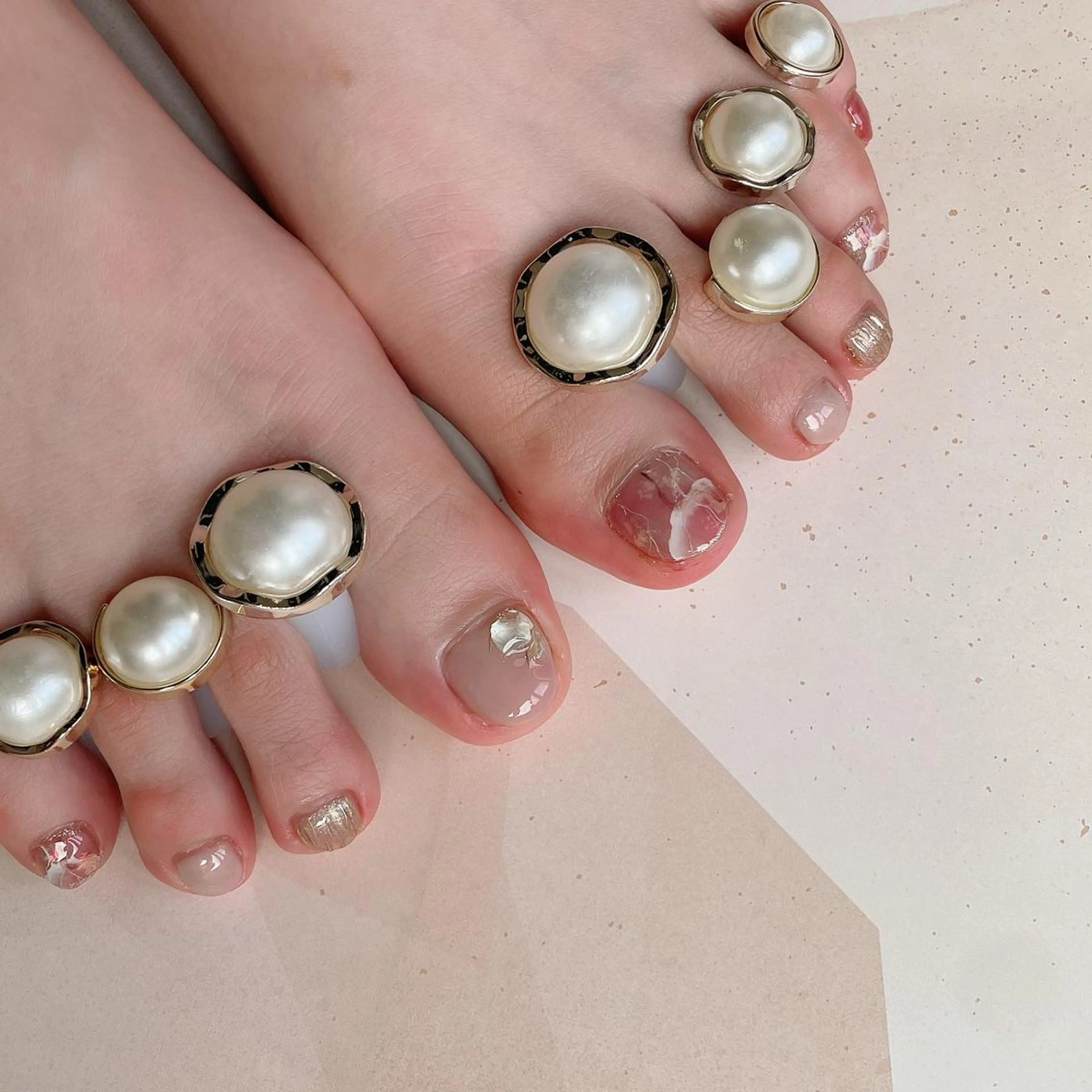 ネイル フットネイル amulet TOMOMIのネイルデザイン