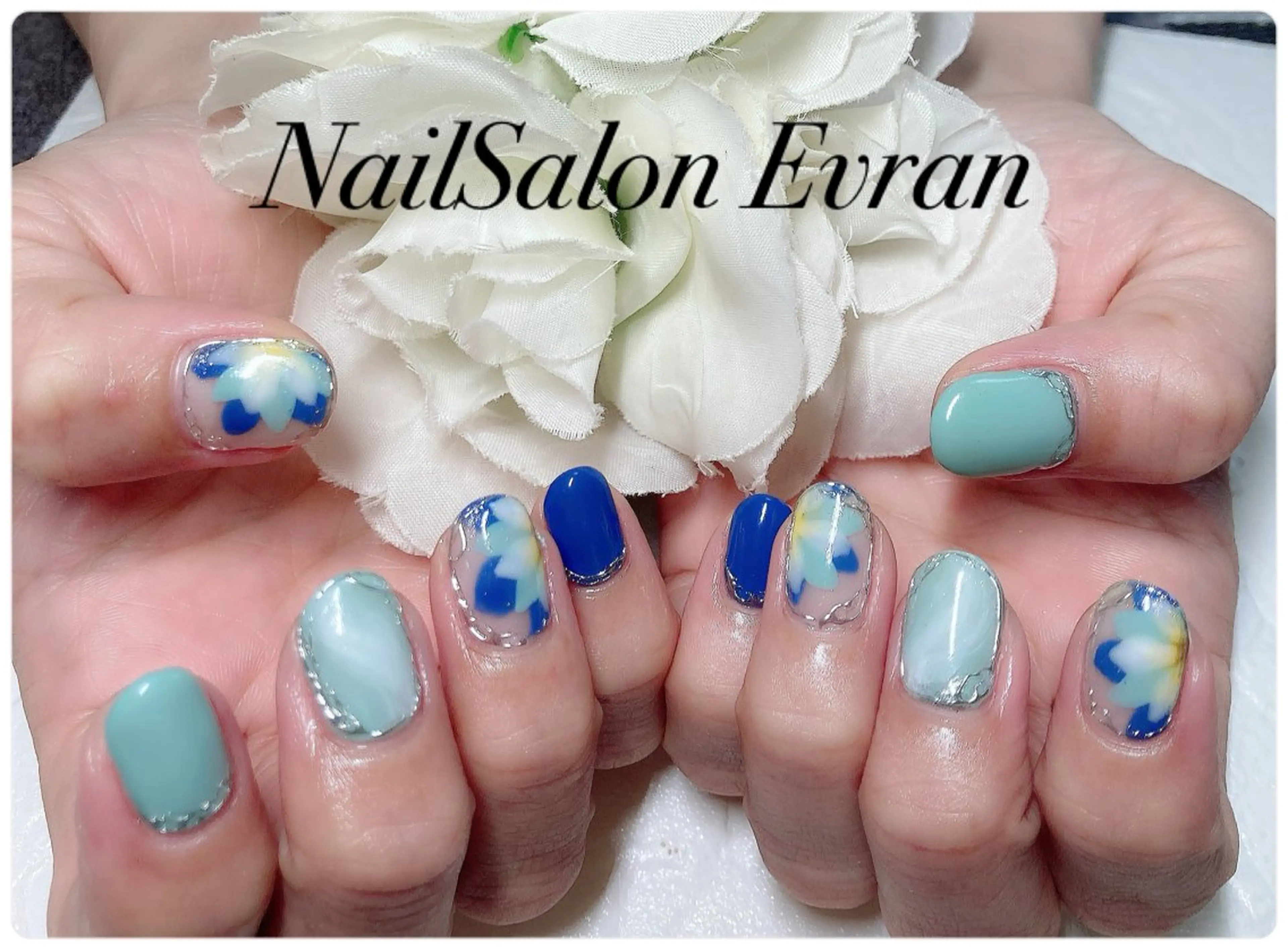 ネイル アートネイル フレンチネイル ジェルネイル マグネットネイル 持ち込み ハンドネイル Nail salon Evranのネイルデザイン