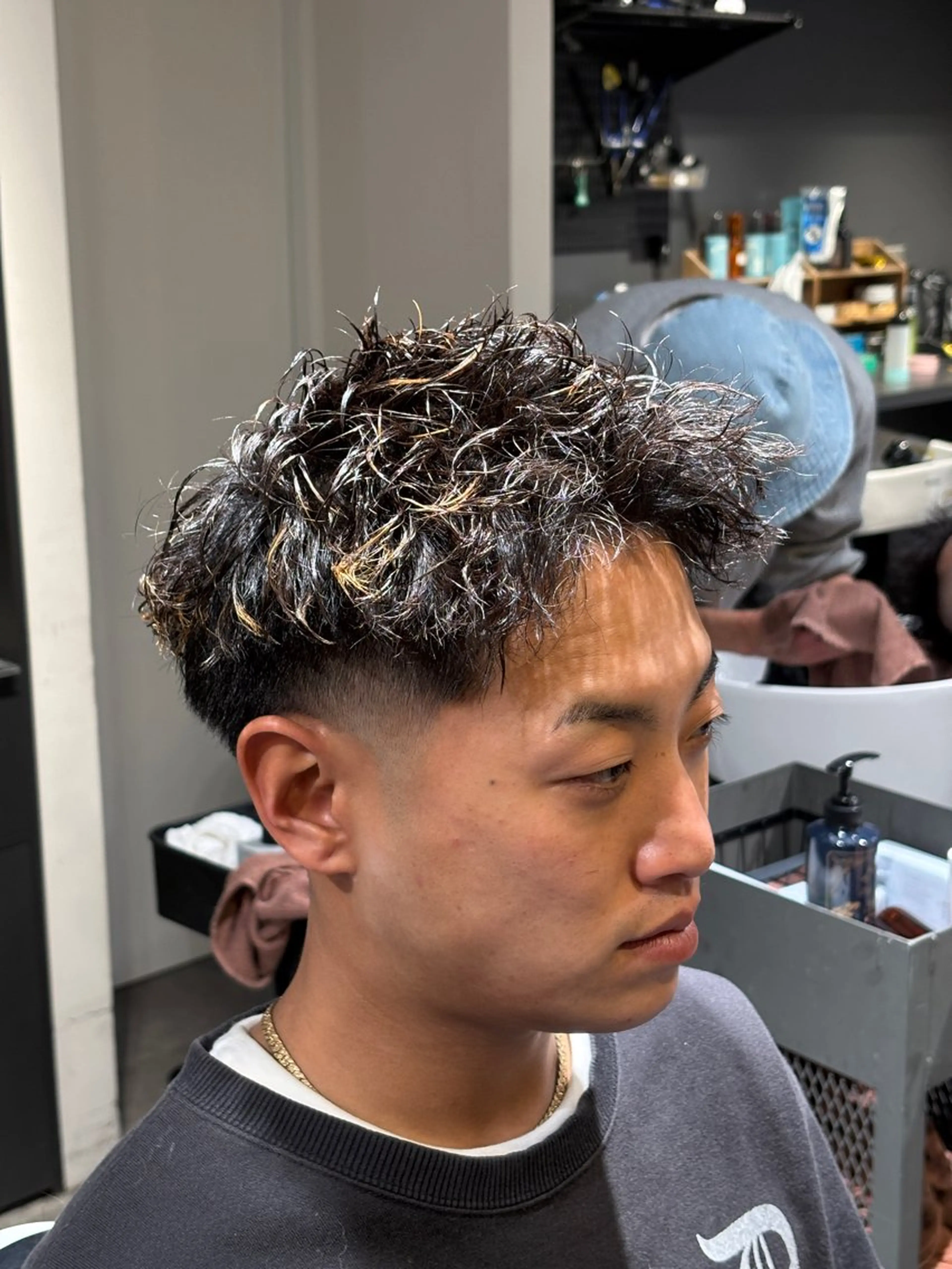 ショート パーマ FREAK BARBER SHOP河原町三条店所属・藤田 虎大朗のヘアスタイル
