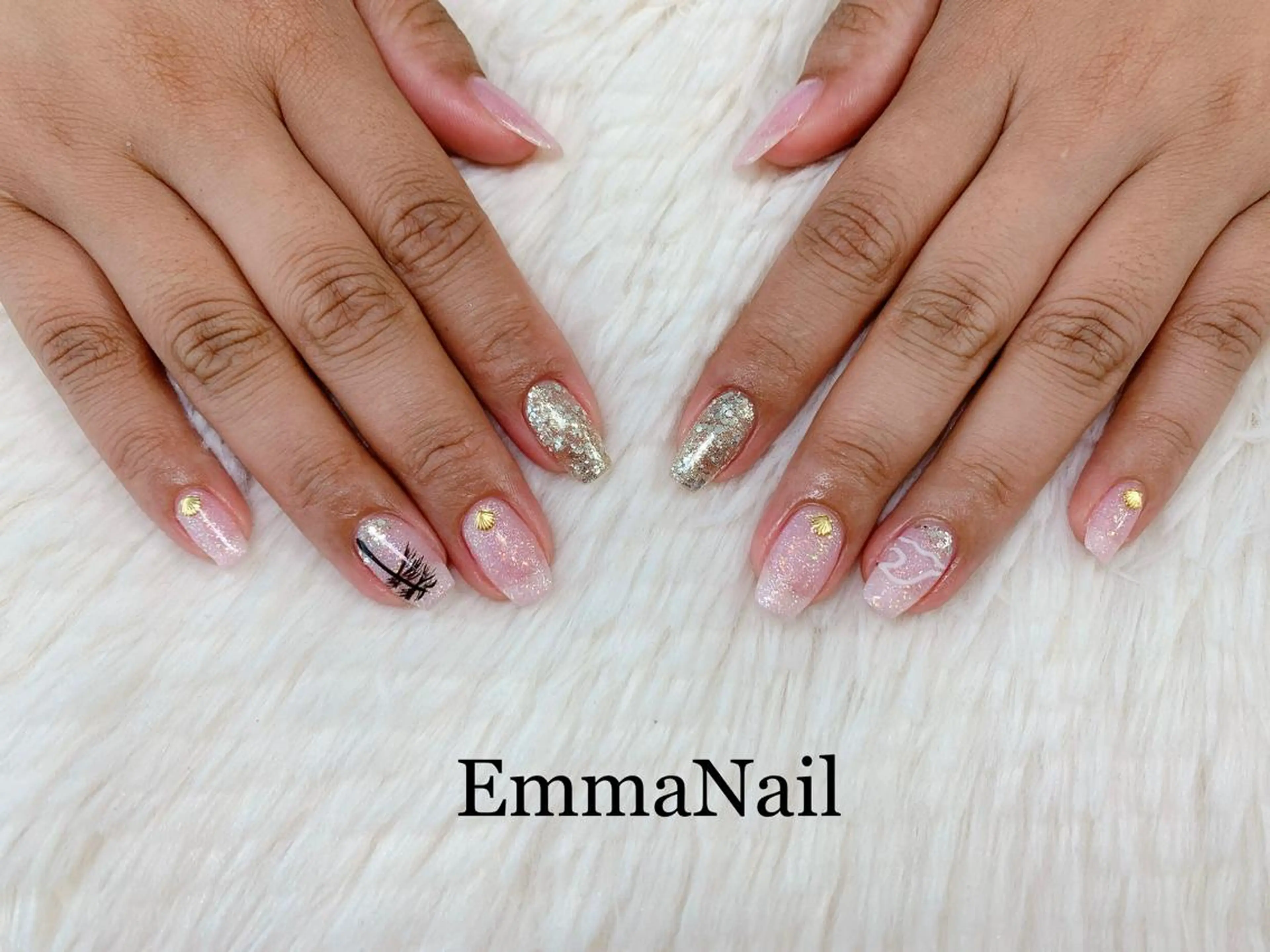 ネイル 夏ネイル ハンドネイル salon EM&A emiのネイルデザイン