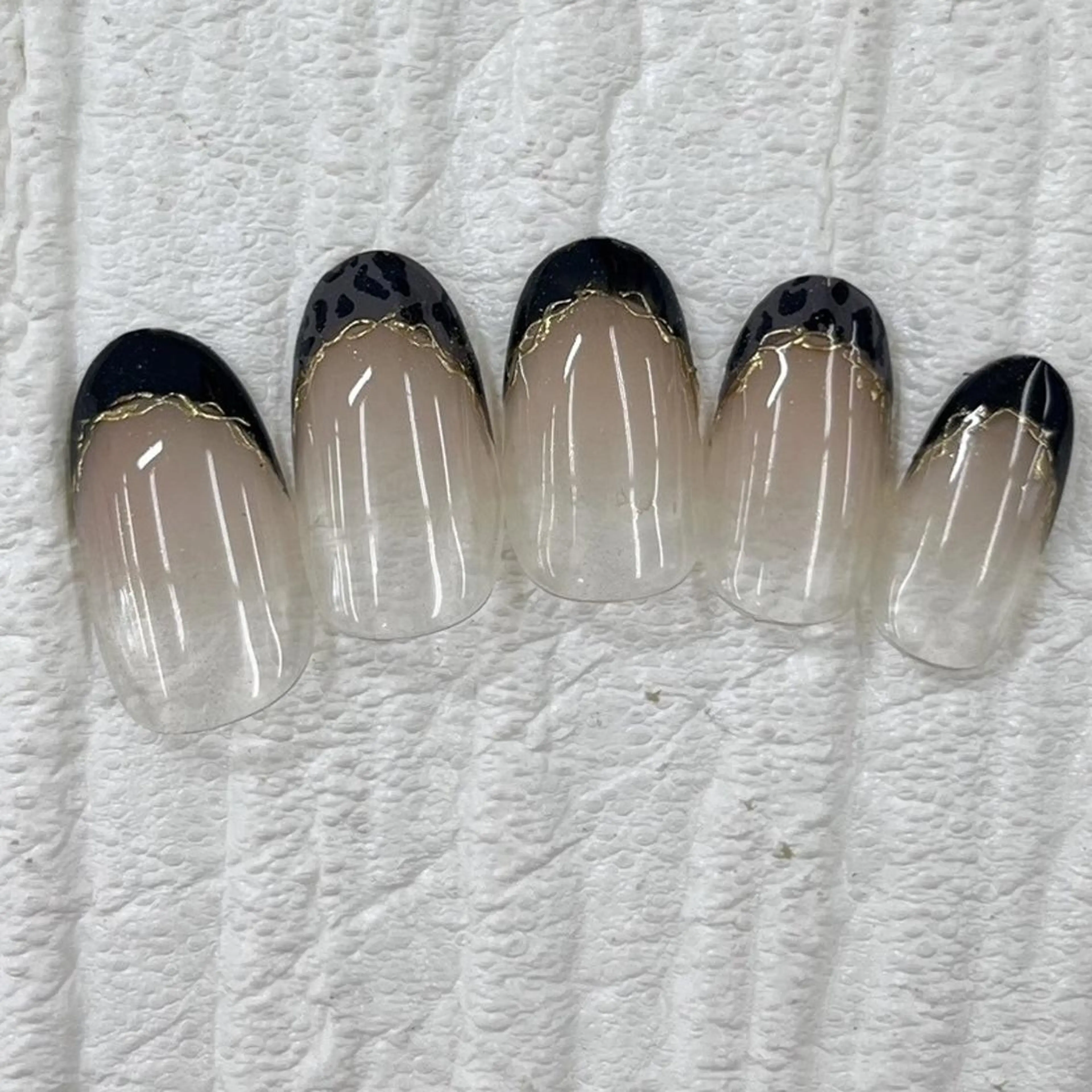 ネイル Nail salon Honey Beeのネイルデザイン