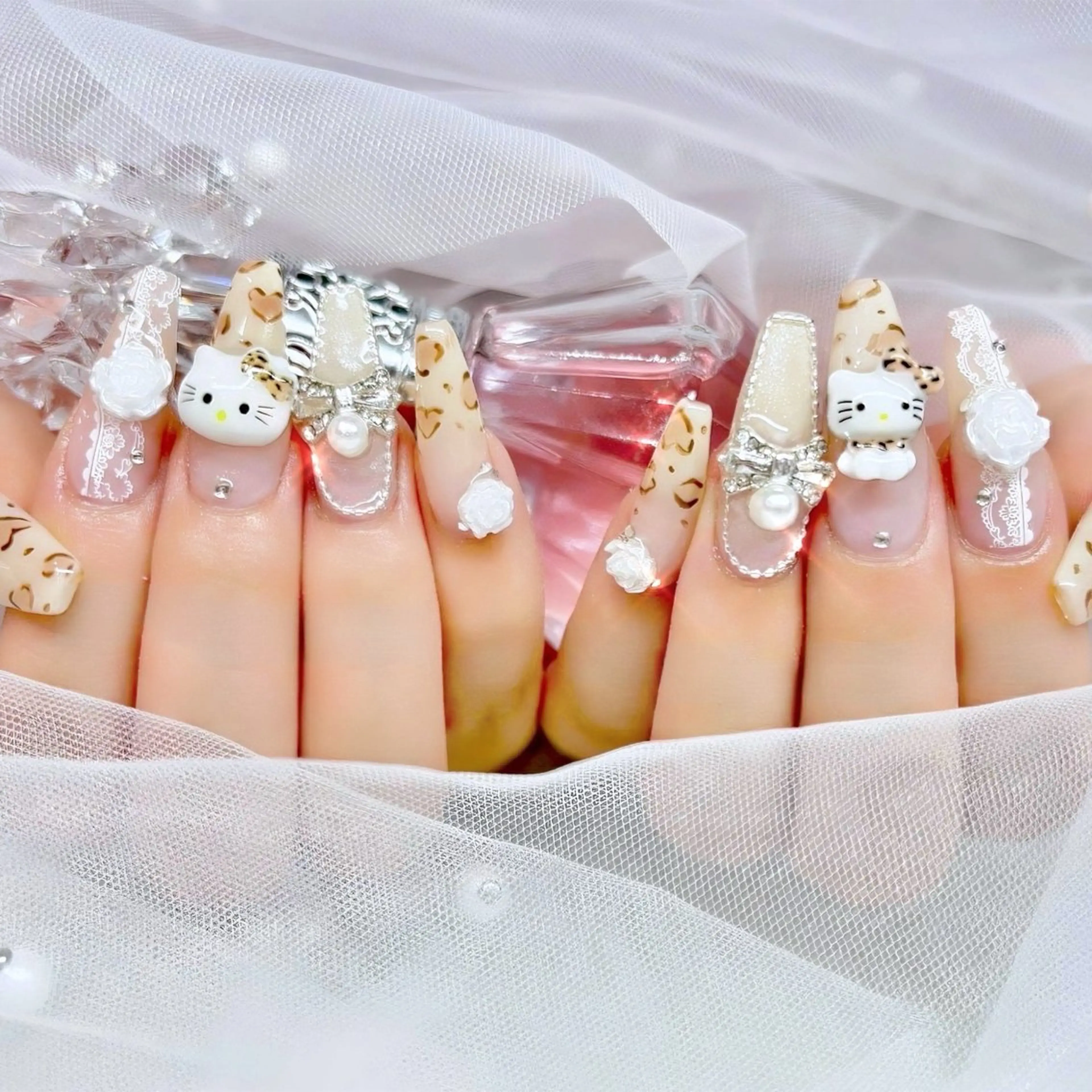 ネイル TiTi pomme akaneのネイルデザイン