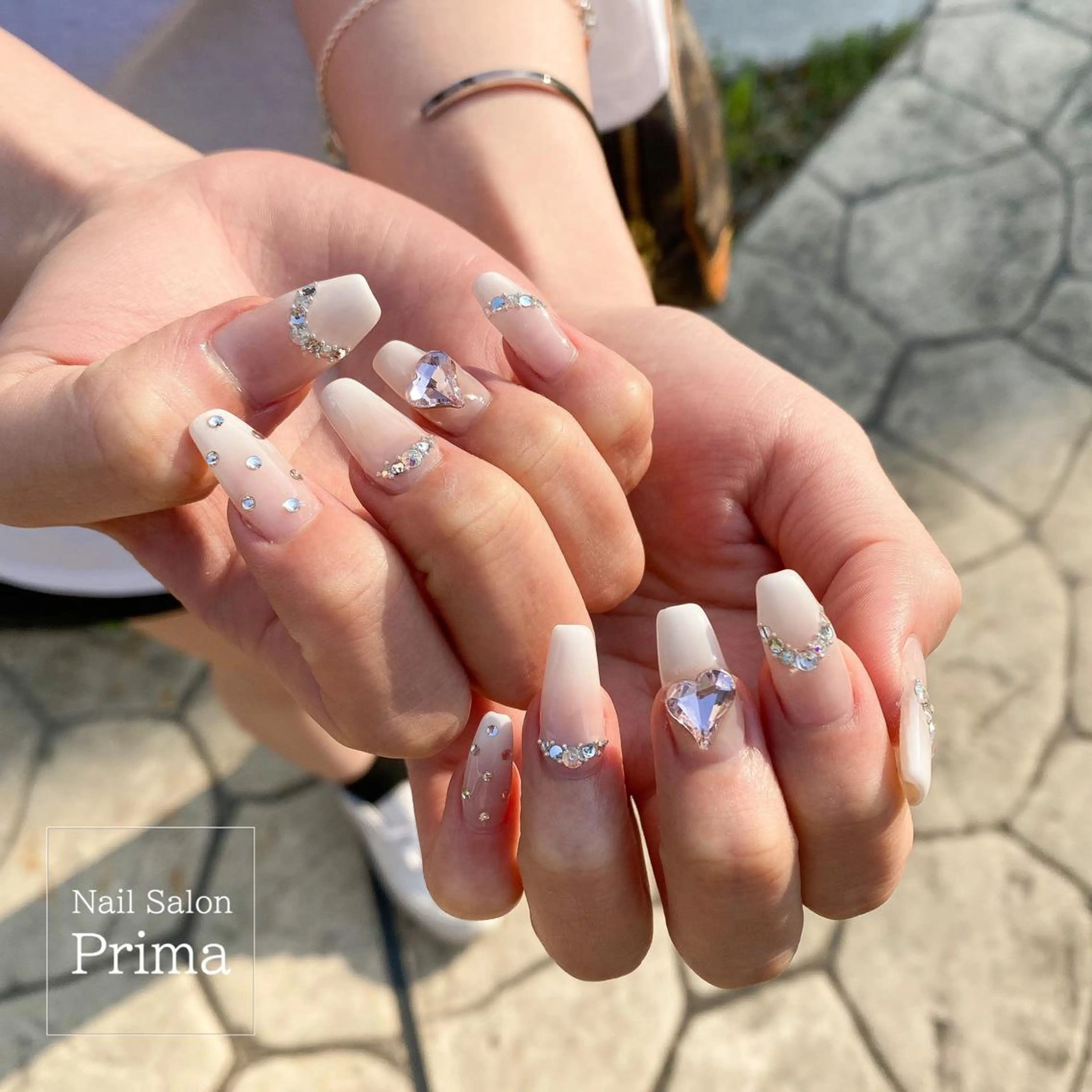 セミロング ネイル ハート 持ち込み SalonPrima Nail & Eyeのネイルデザイン