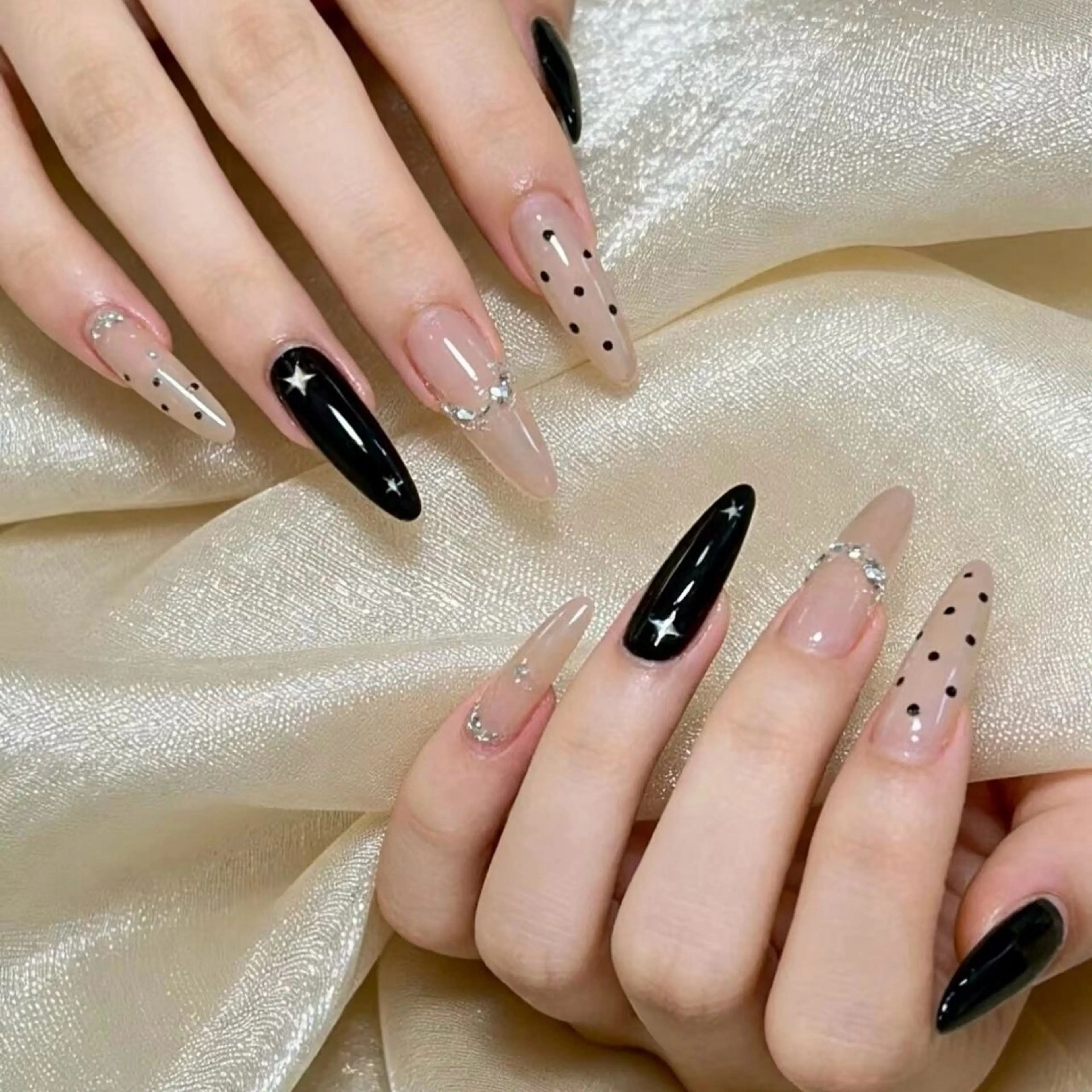 ネイル More Glam Nailsalon 大宮東口店 ～韓国ネイル・ワンホンネイル・スカルプネイル～所属・大宮 愛のネイルデザイン