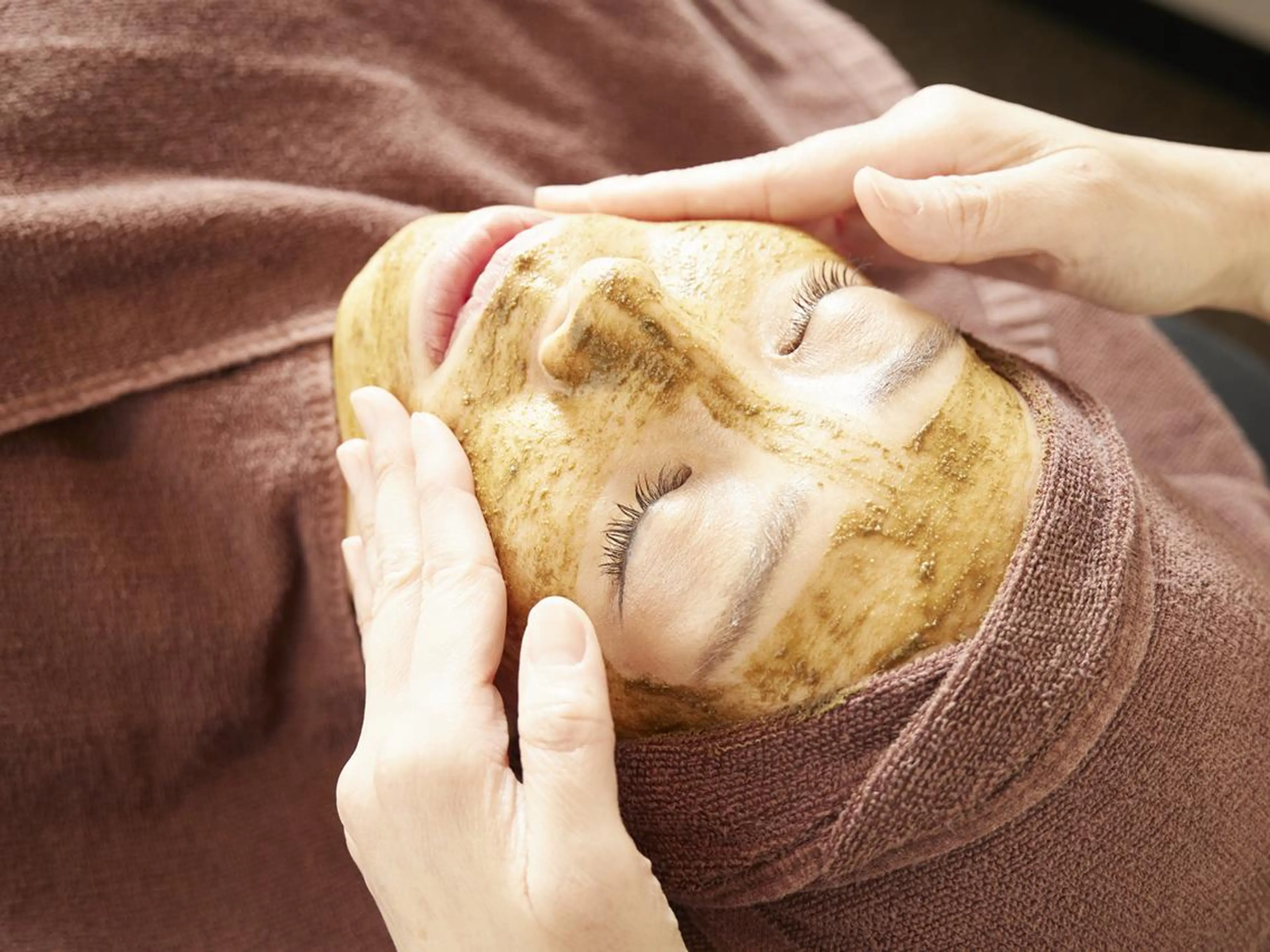 【2回目以降の方】剥離しないハーブピーリングの写真