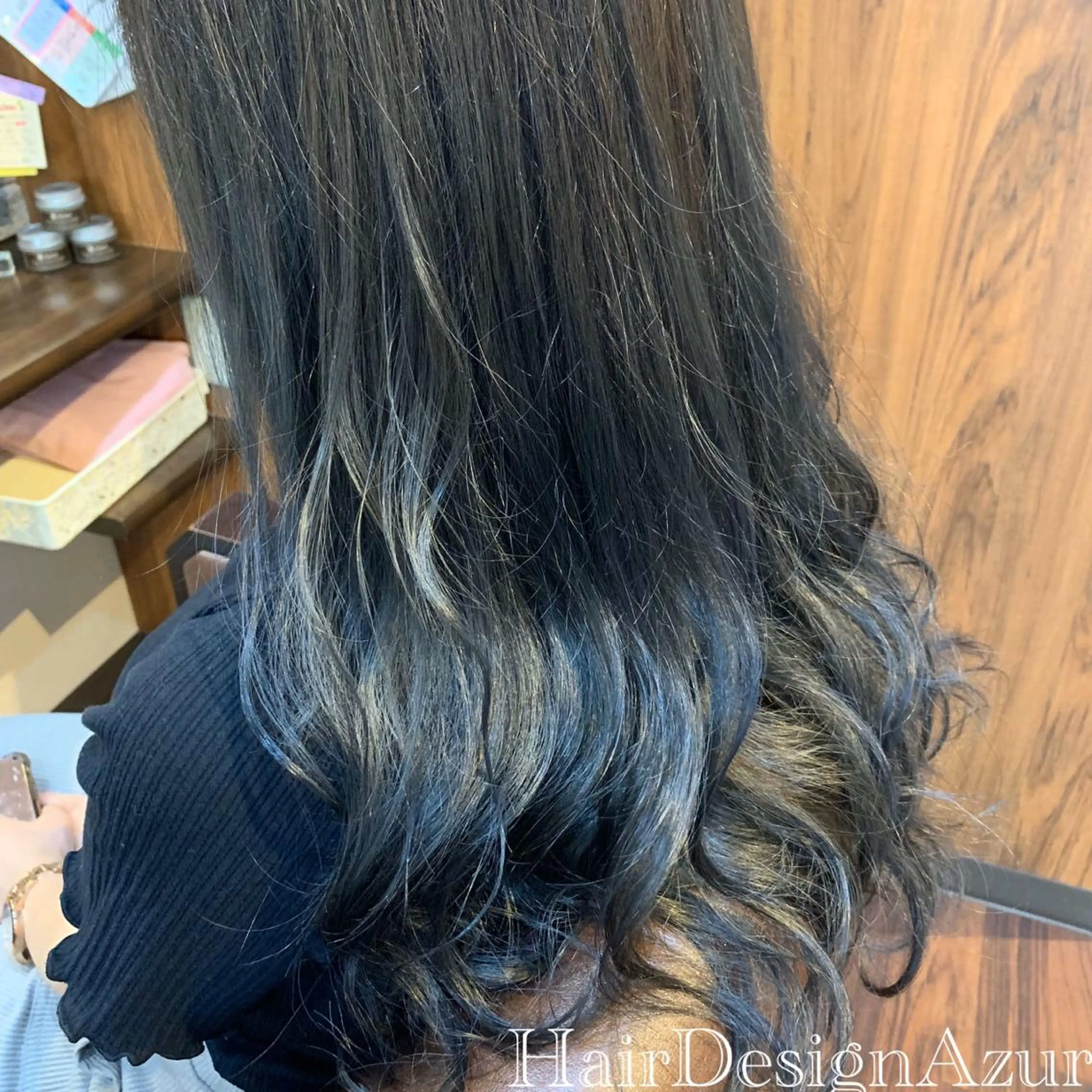 ロング カラー HairDesign Azurのヘアスタイル