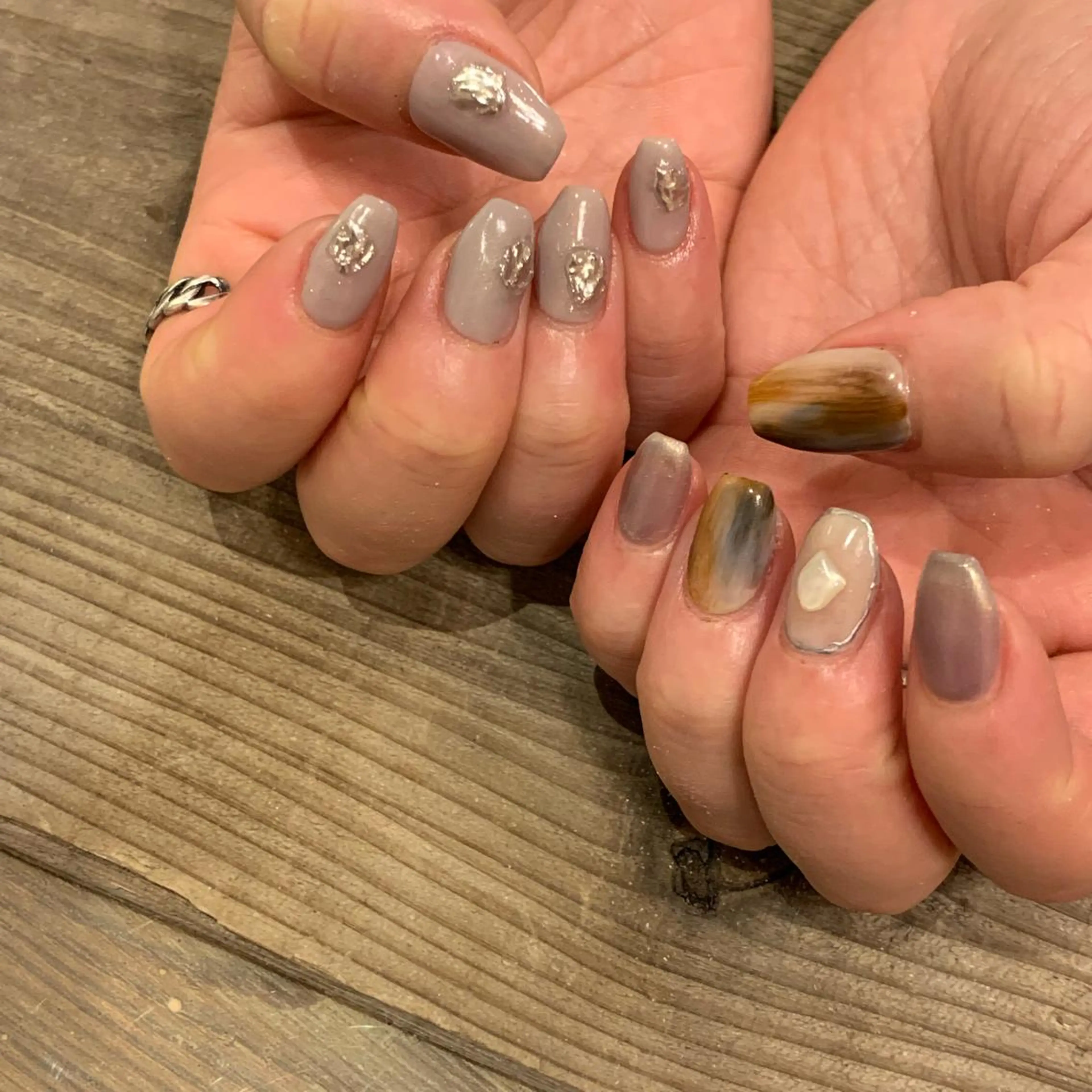 ネイル revia所属・ERI Nailistのネイルデザイン