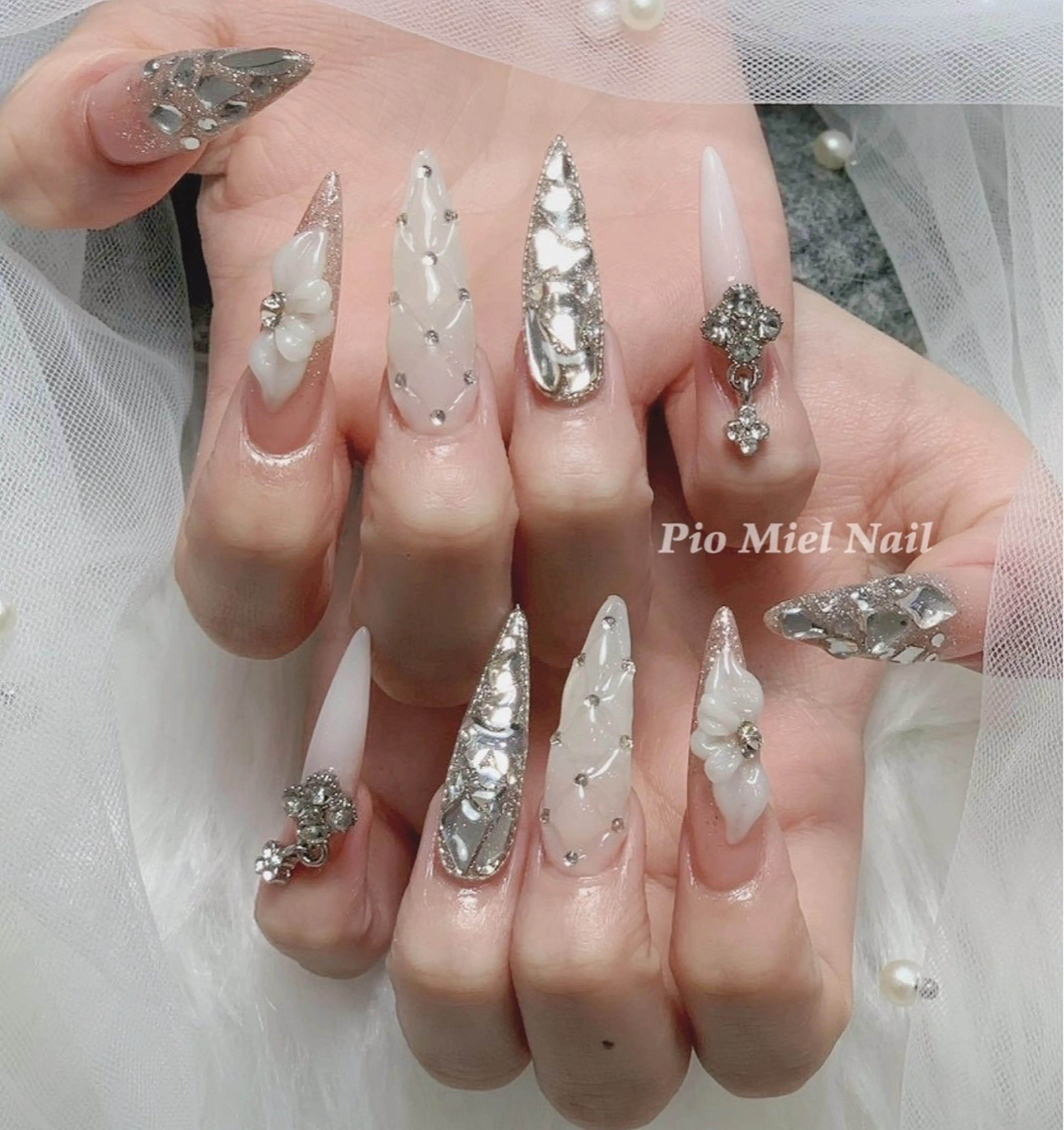 ネイル ハンドネイル Pio Mielのネイルデザイン