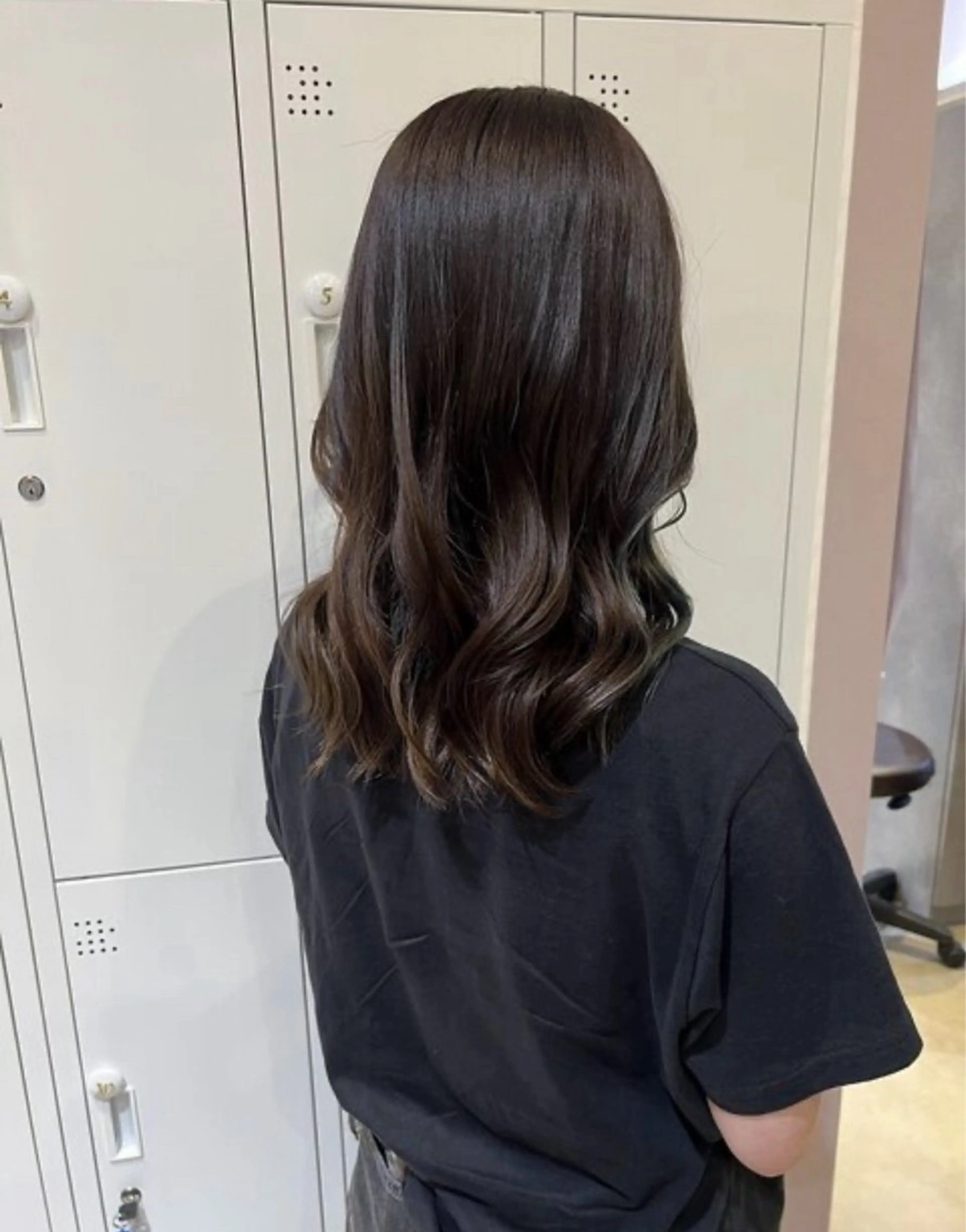 カラー 梶 瑞希のヘアスタイル