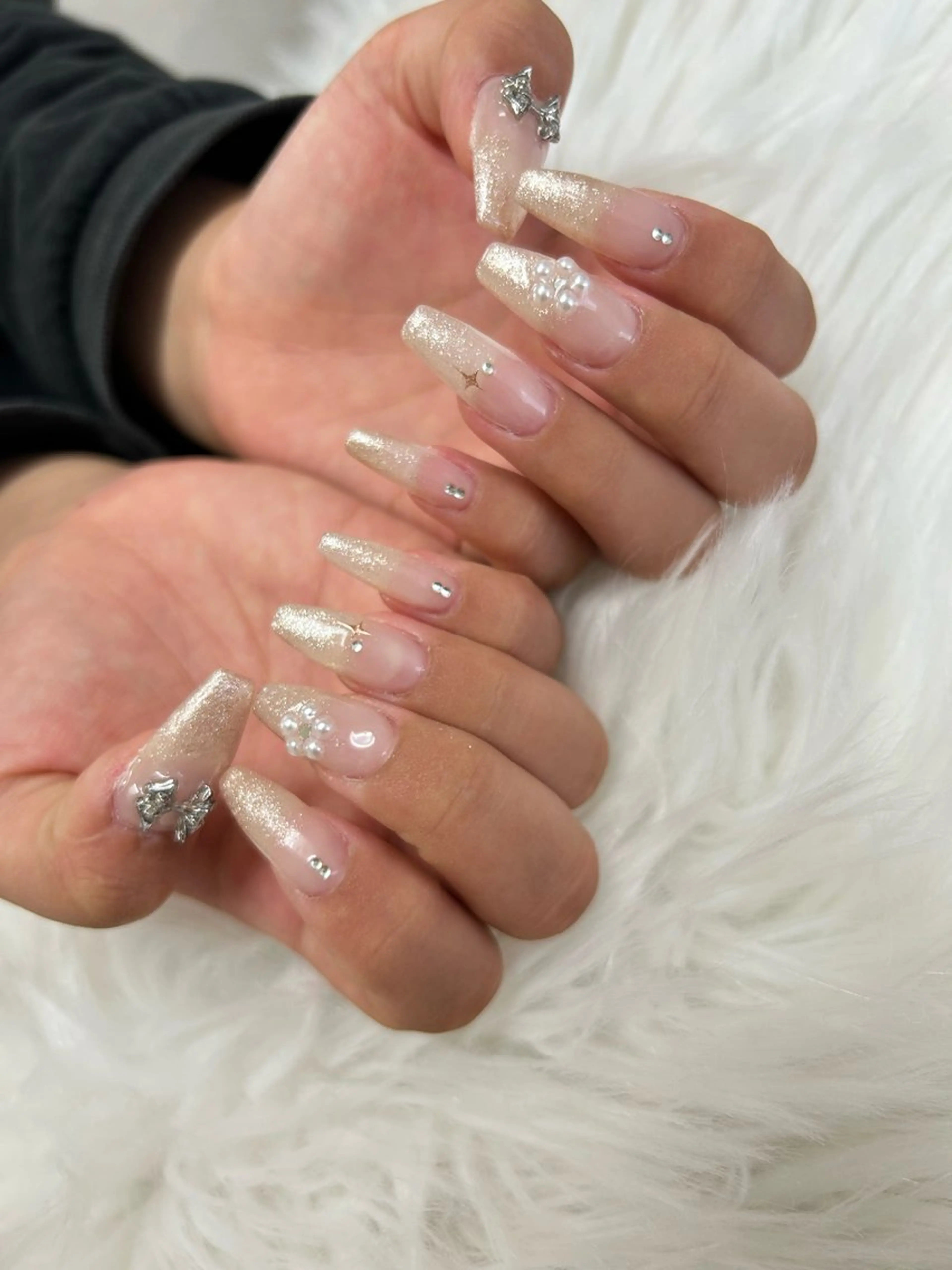 ネイル アートネイル マグネットネイル ニュアンスネイル ono megumiのネイルデザイン