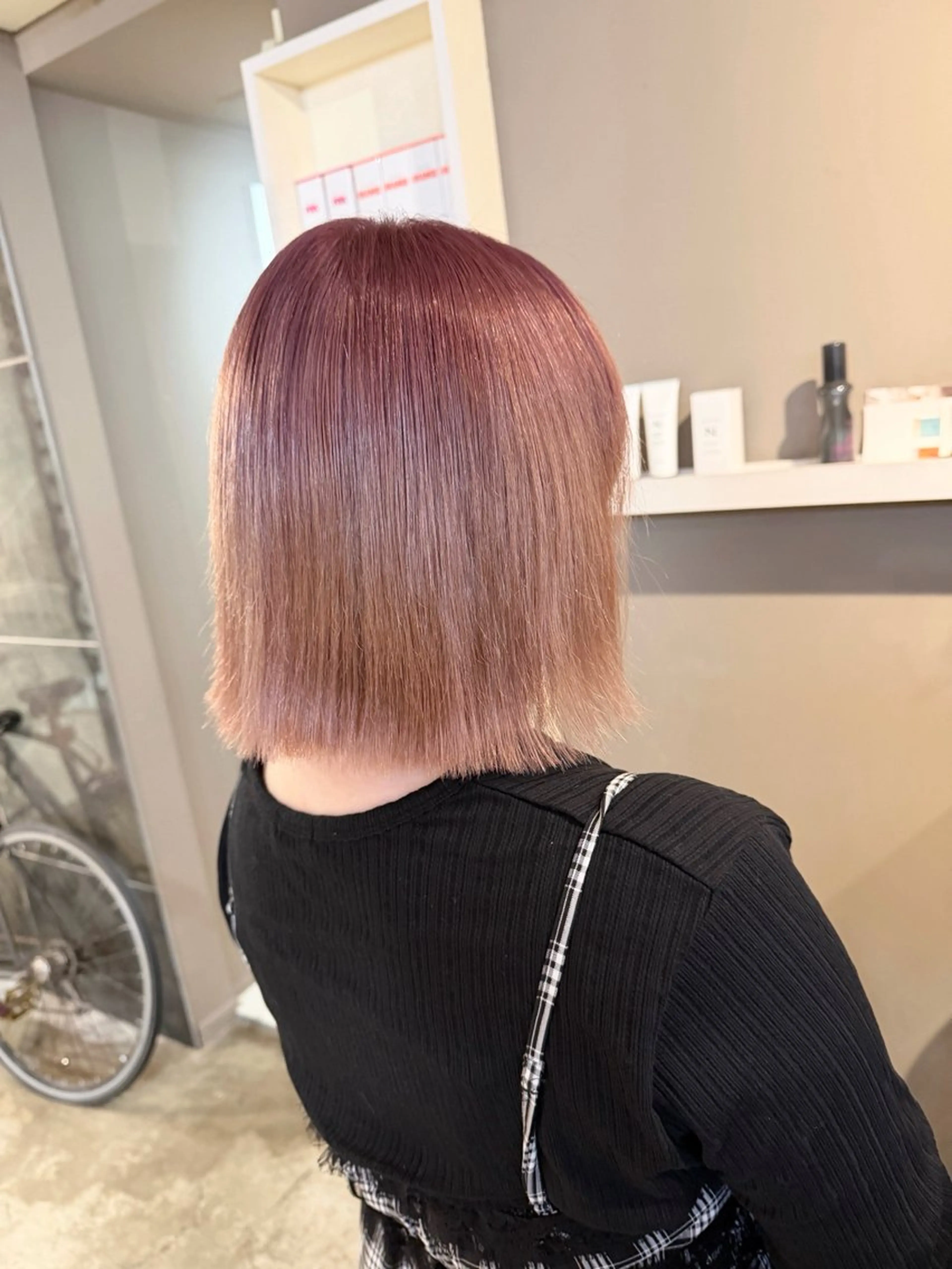 ミディアム カラー daiki 原宿のヘアスタイル