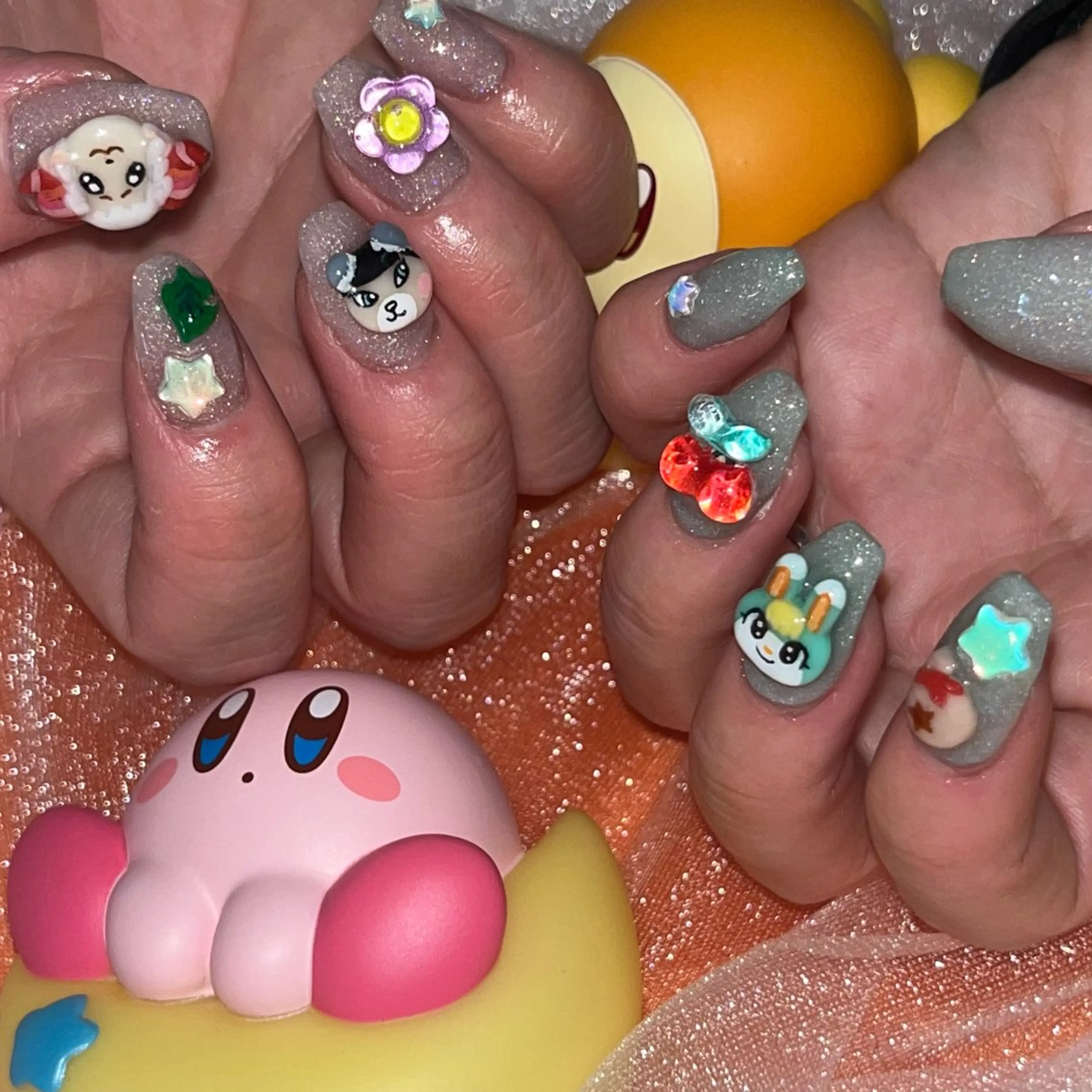 ネイル toyvenail 🖤enaのネイルデザイン