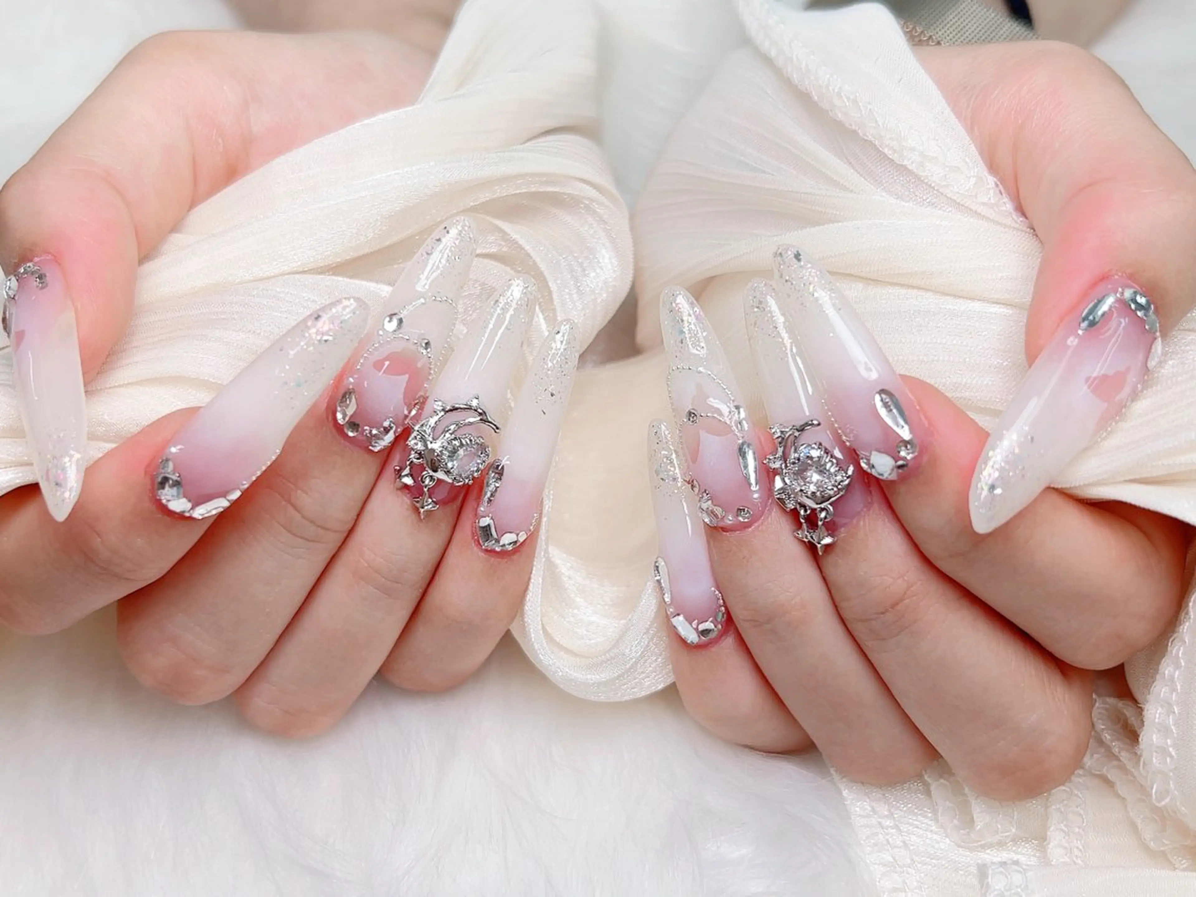 ネイル ハンドネイル 🎀Ｍ nails✨ ビューティーのネイルデザイン