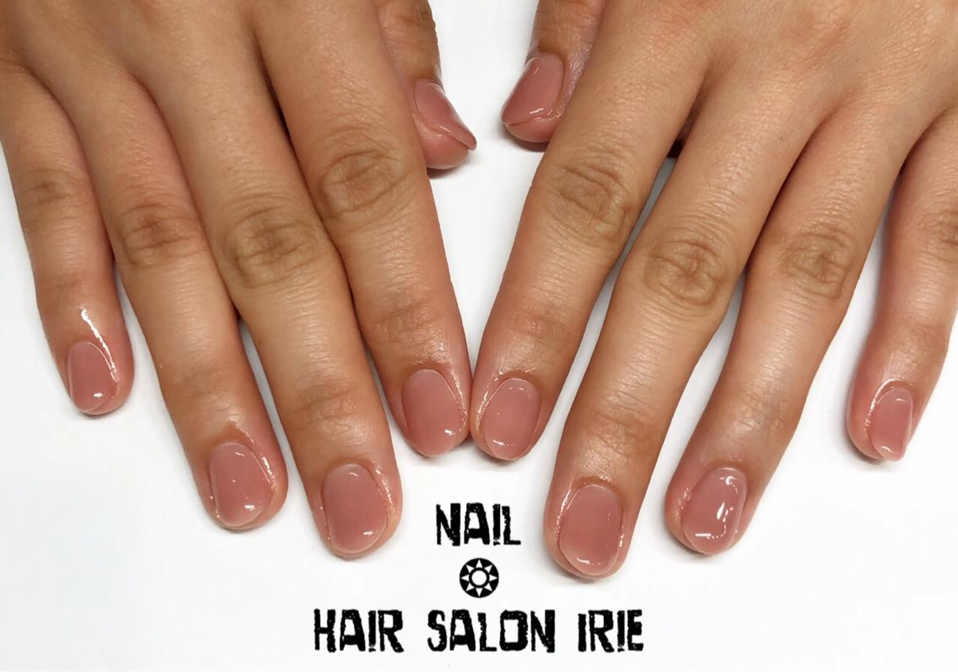 ネイル ハンドネイル ハンドケア Hair salon Irie所属・與儀 知佳のネイルデザイン