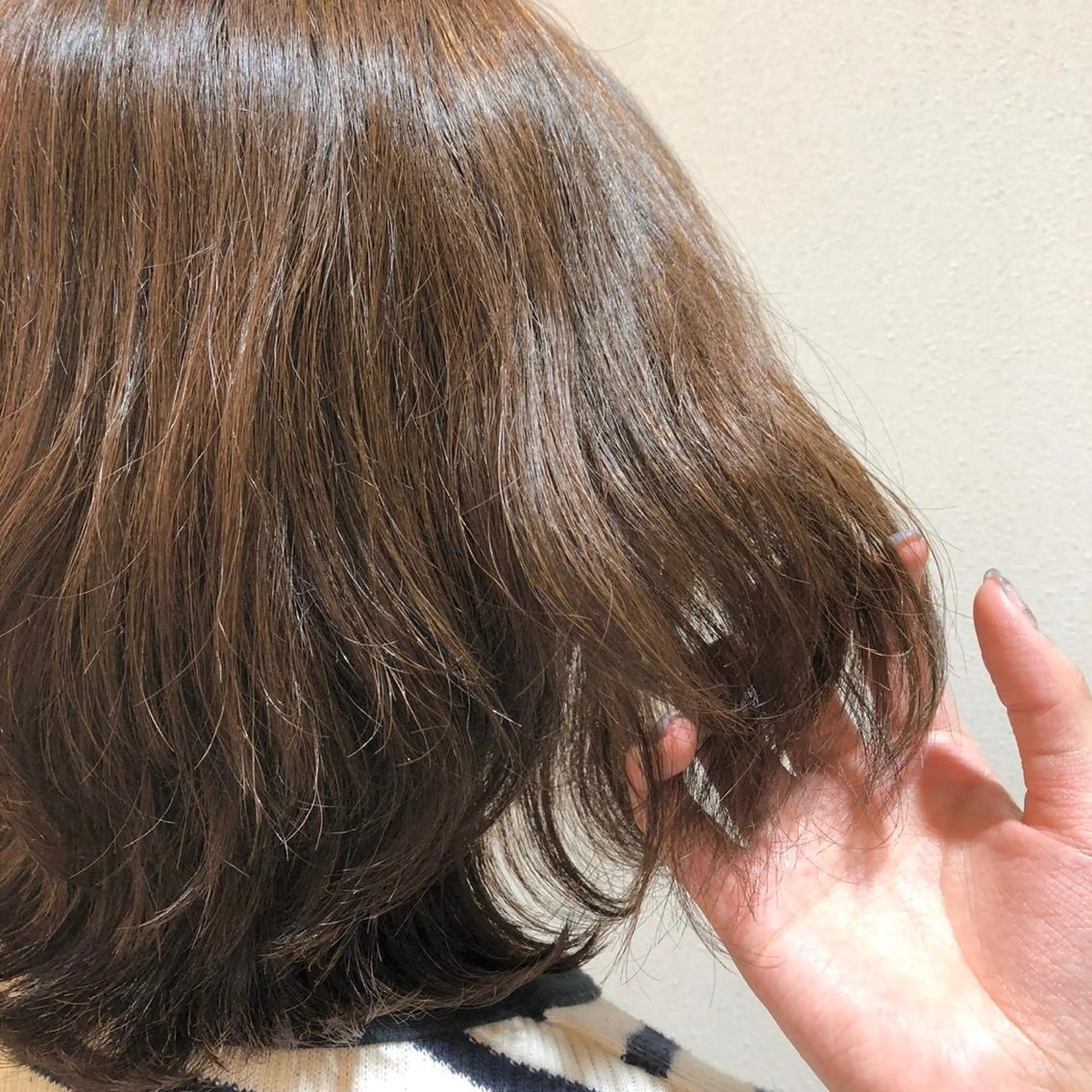 ショート カラー 丸山 明日香のヘアスタイル