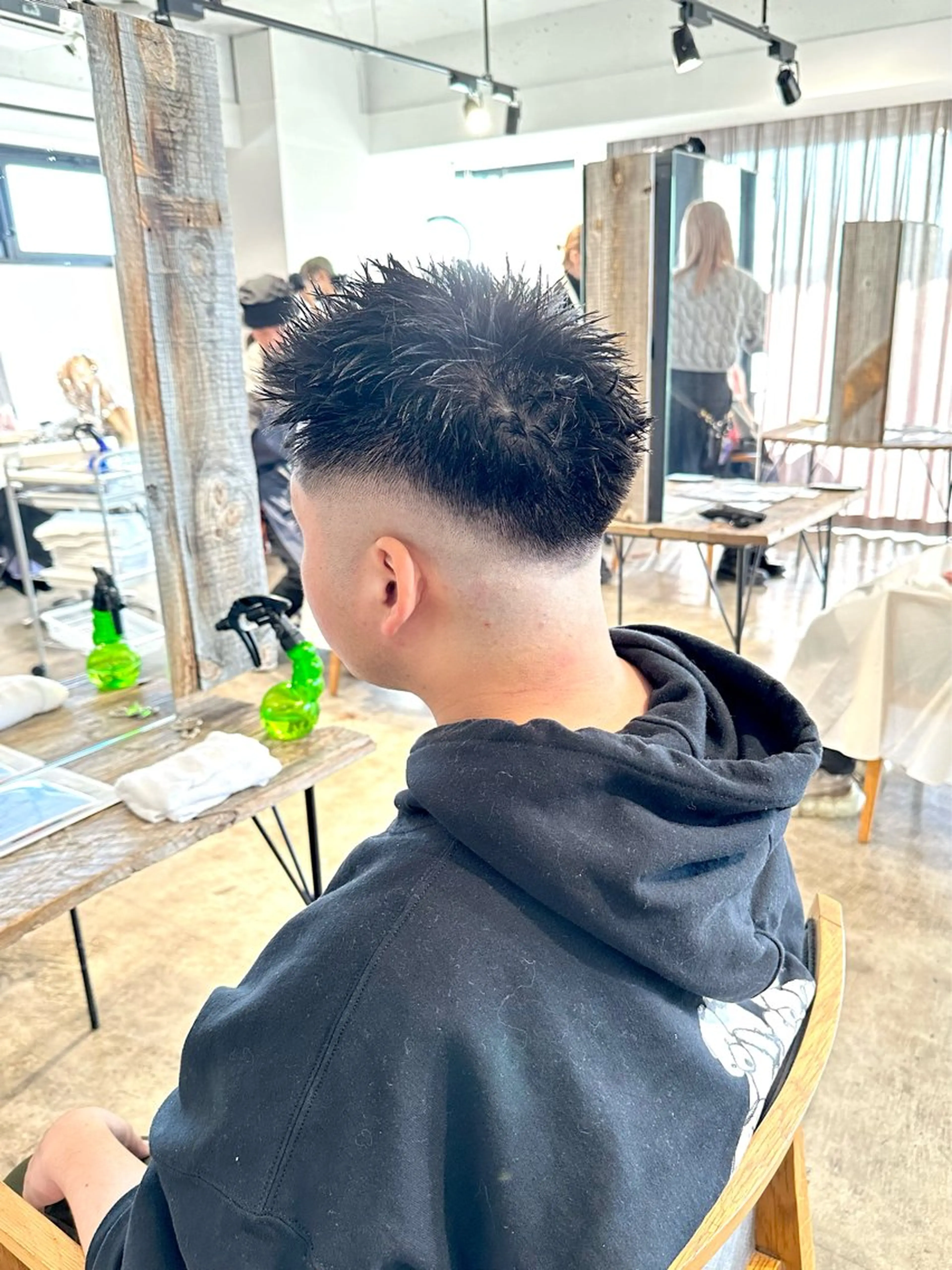 メンズ フェードカット メンズパーマ スキンフェード スパイキーショート カット 骨格補正施術/メンズ 専門美容師/YUYAのヘアスタイル