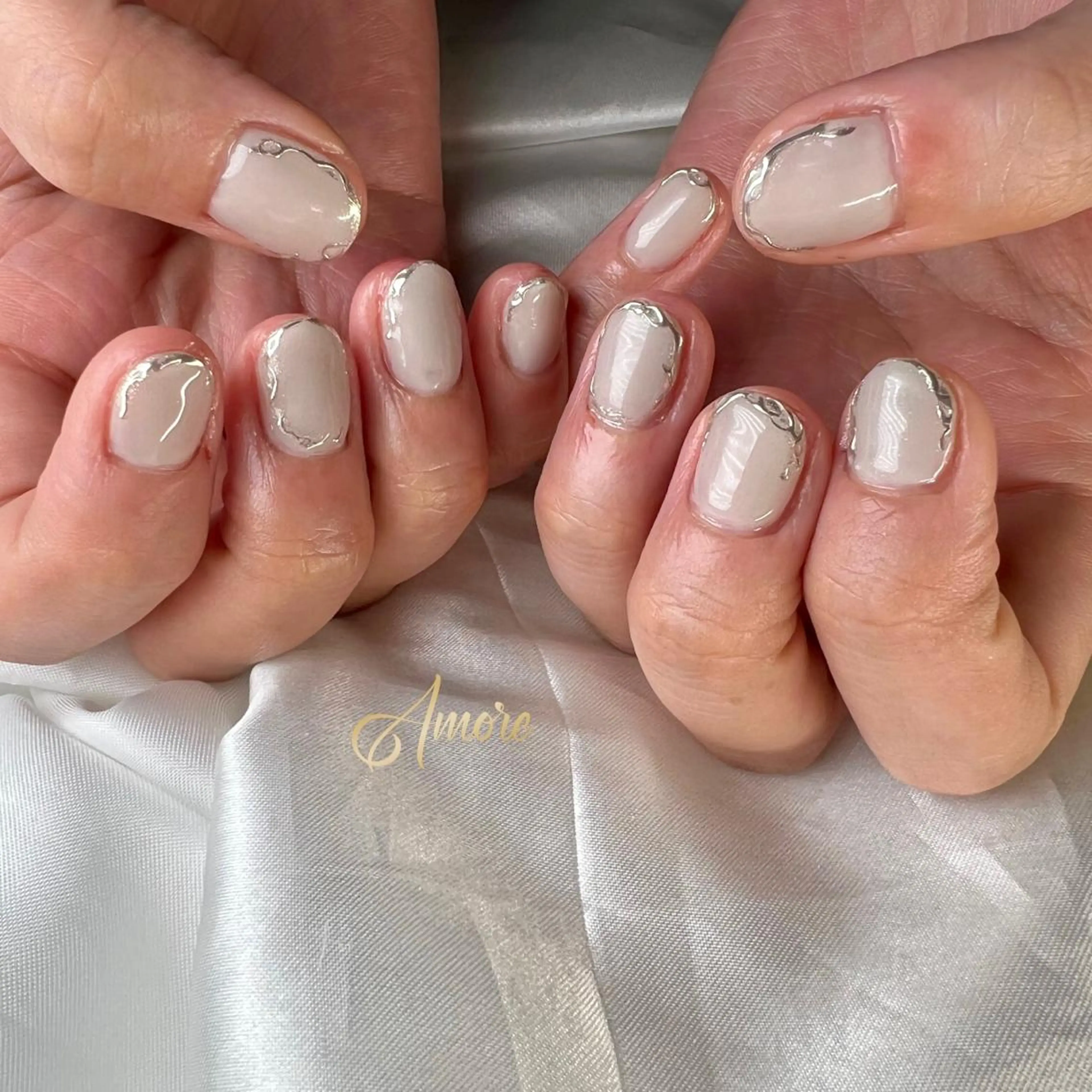 ネイル 氷ネイル・うるうるネイル マグネットネイル ミラーネイル ニュアンスネイル シンプルネイル You kyehwaのネイルデザイン