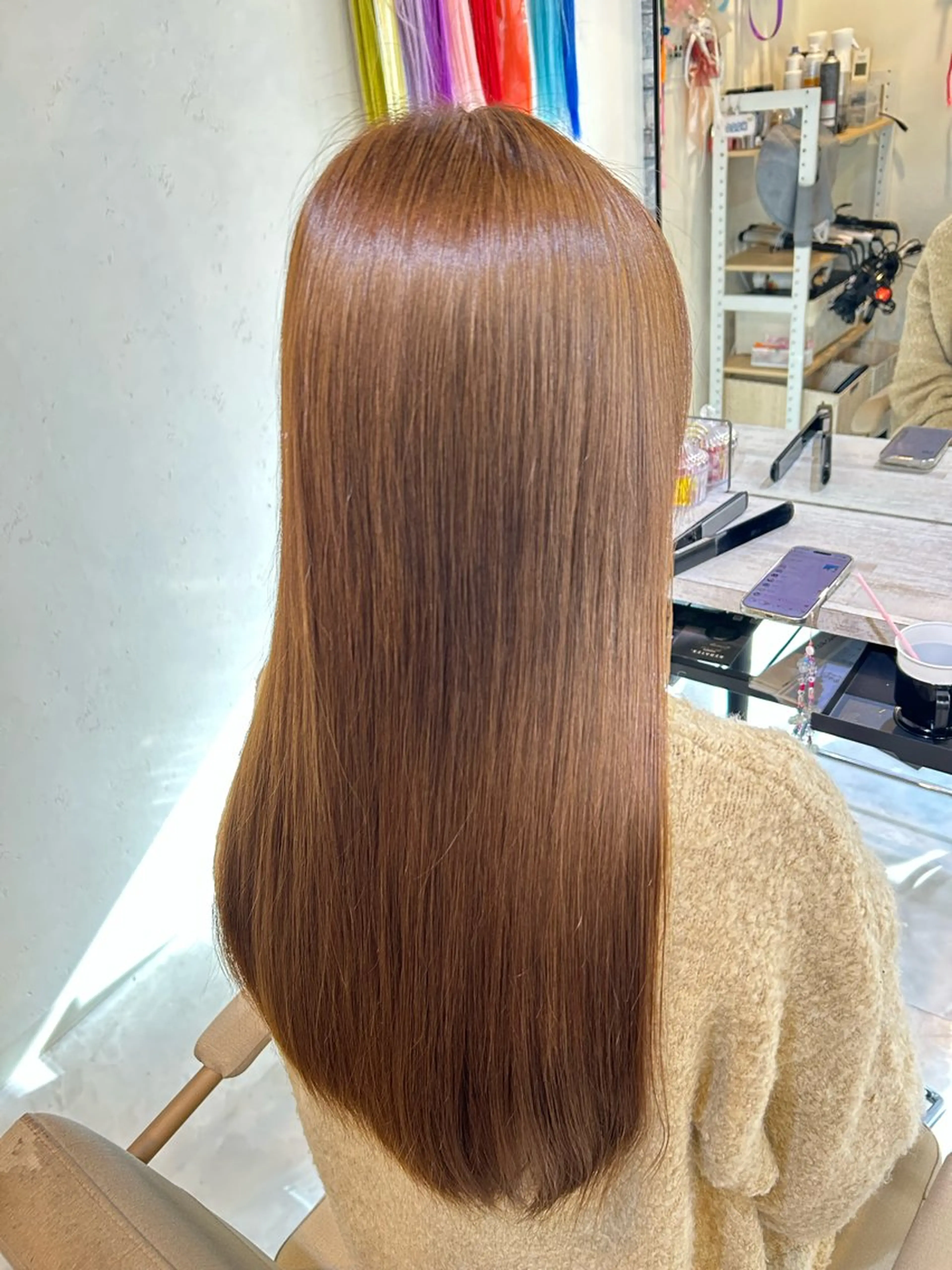 ロング カラー 荻野 ひなのヘアスタイル