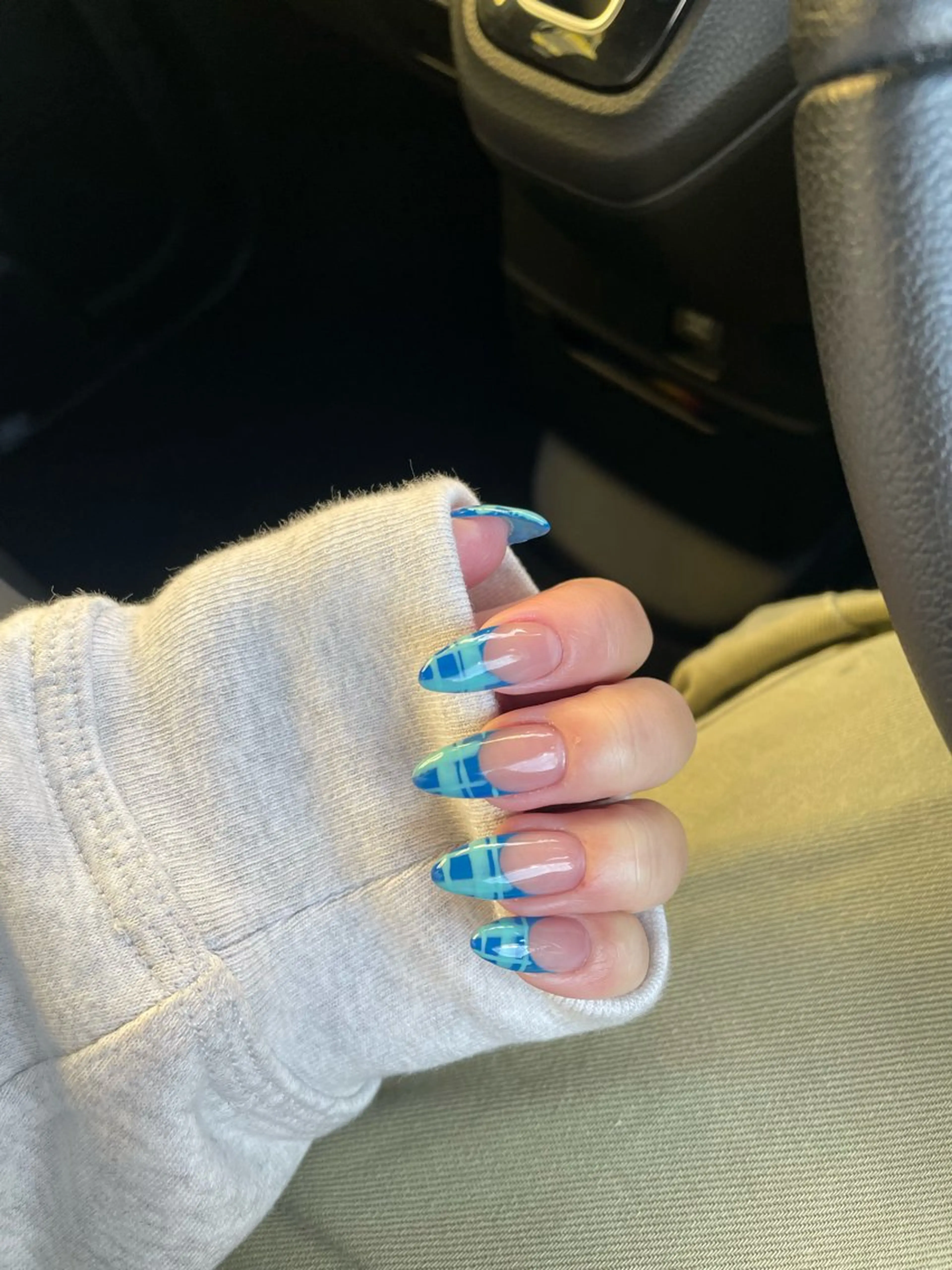 ネイル ハンドネイル ulu🌼 nanaのネイルデザイン