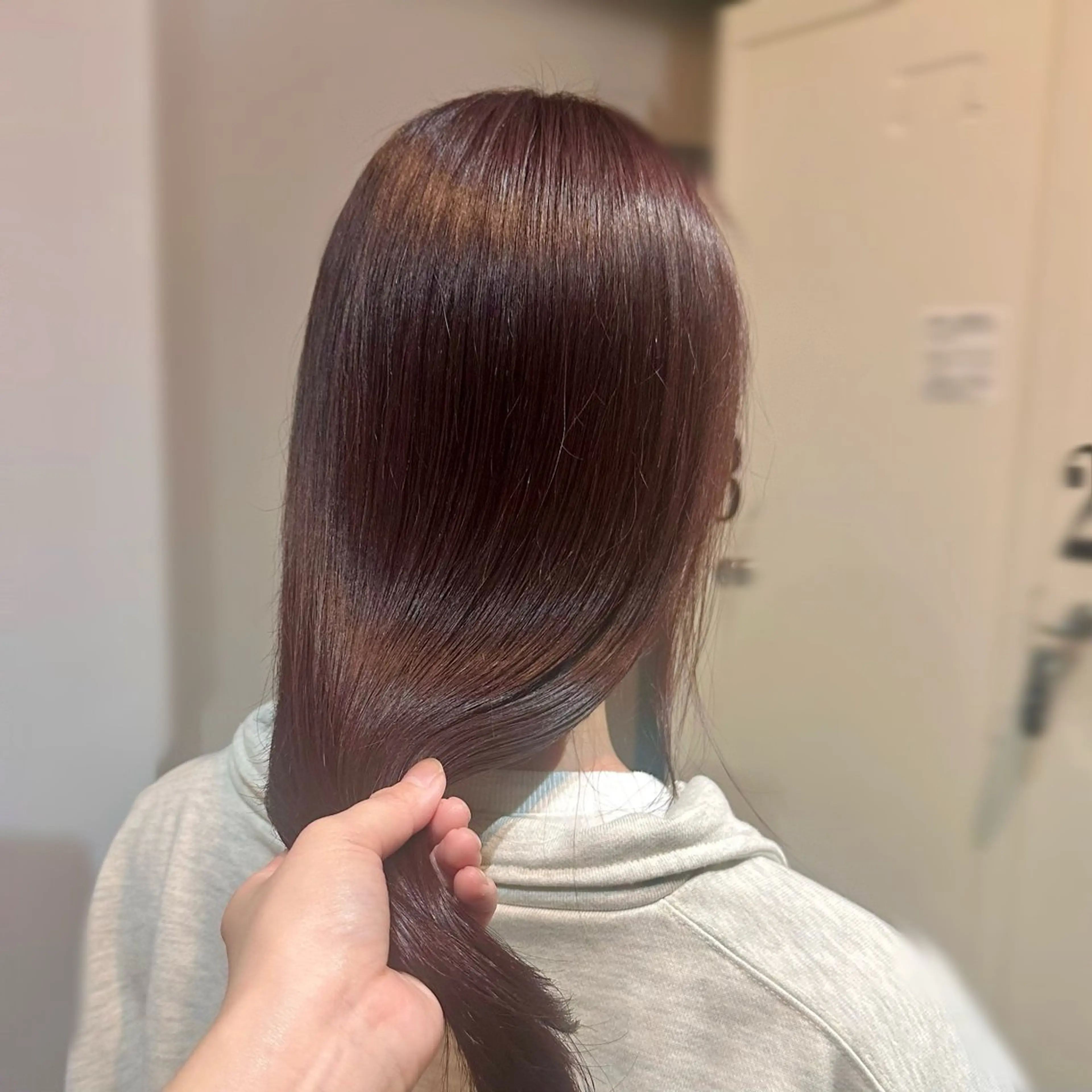 セミロング カラー ヘアアレンジ 縮毛矯正+モテカラー 🎀✨mihoのヘアスタイル