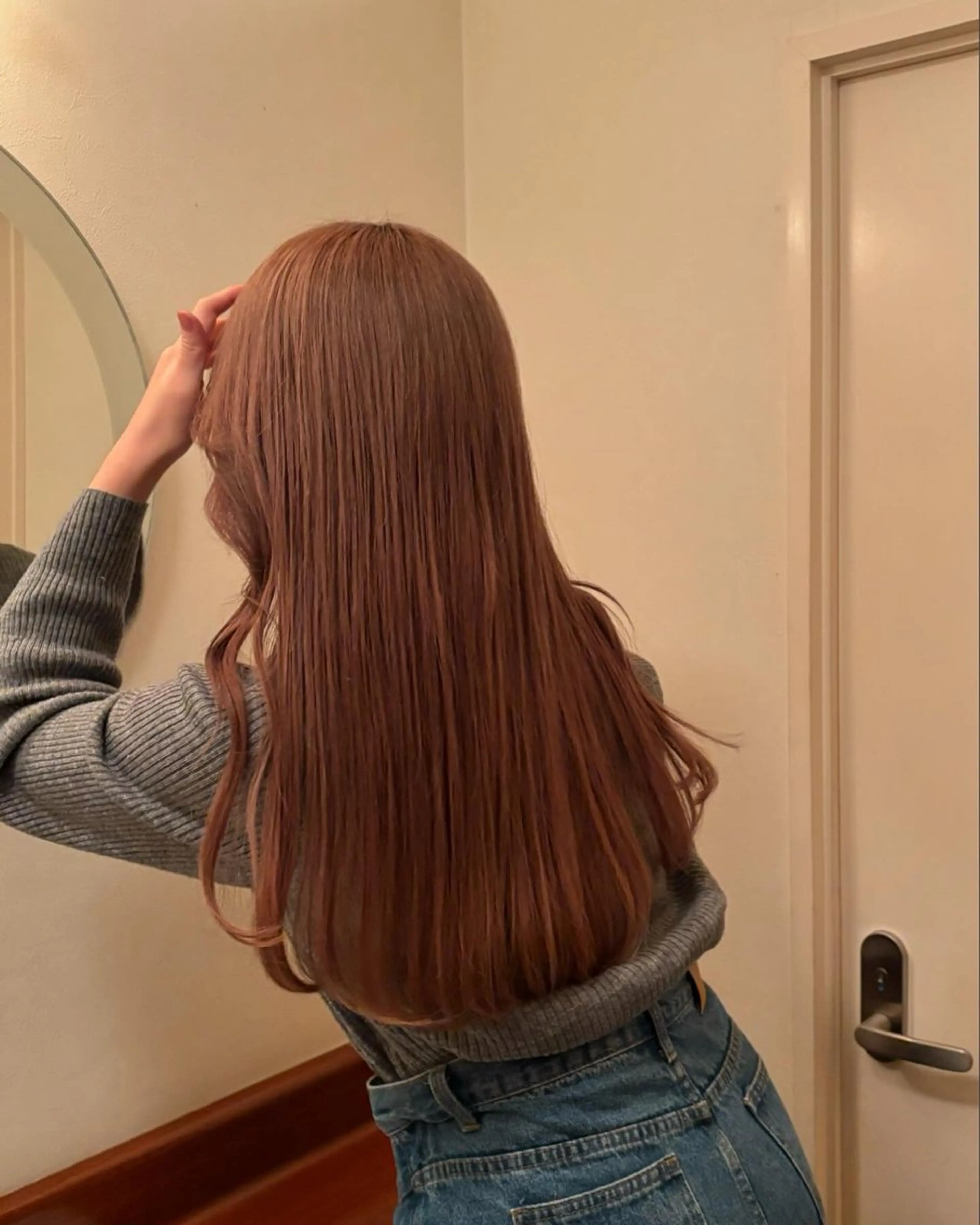 ロング カラー 顔周りカット UNBIRTHDAY MIUのヘアスタイル