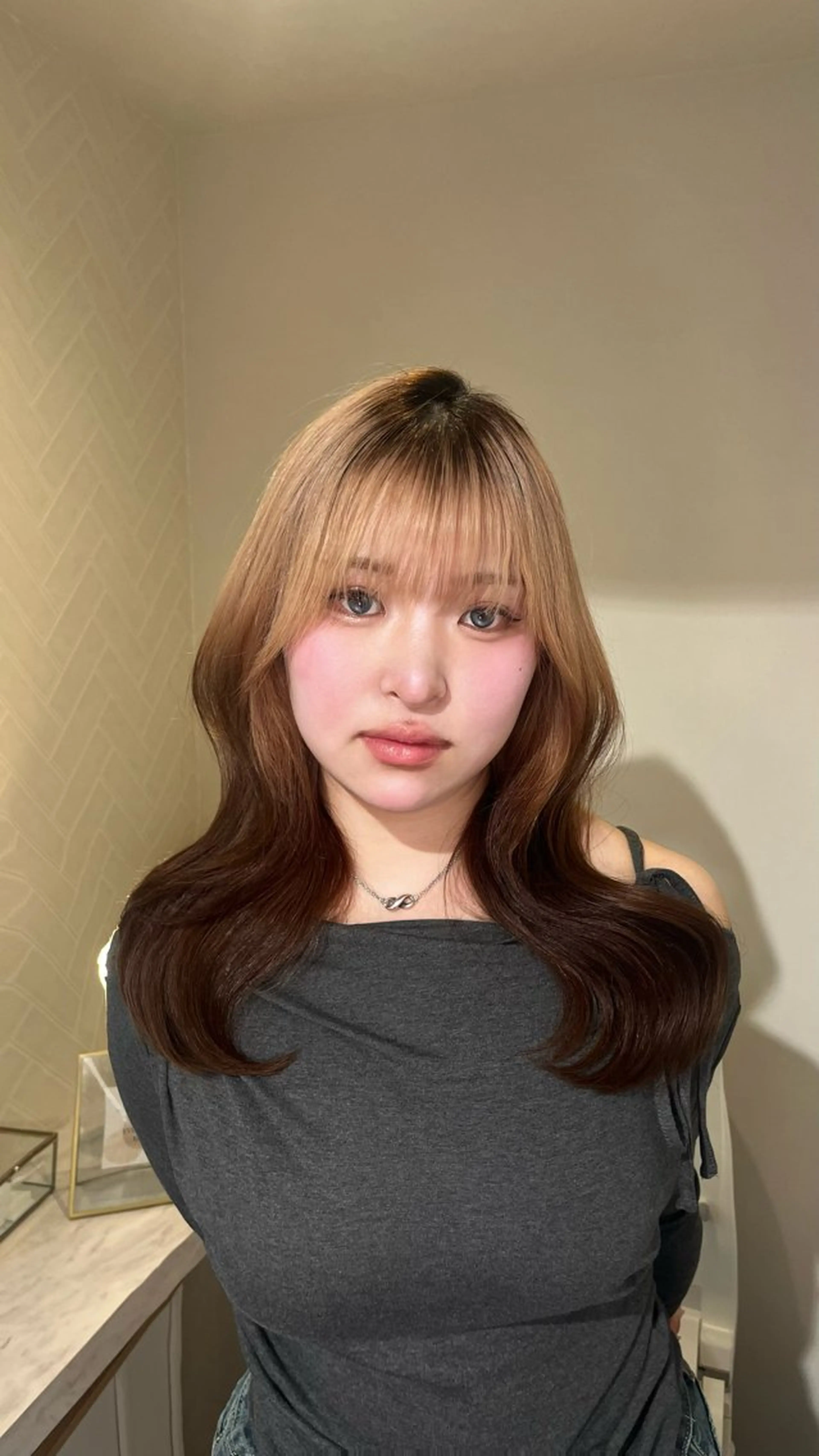 ロング ヨシンモリ レイヤーカット 撮影モデル 新宿/ハイトーン 韓国風/Narukaのヘアスタイル