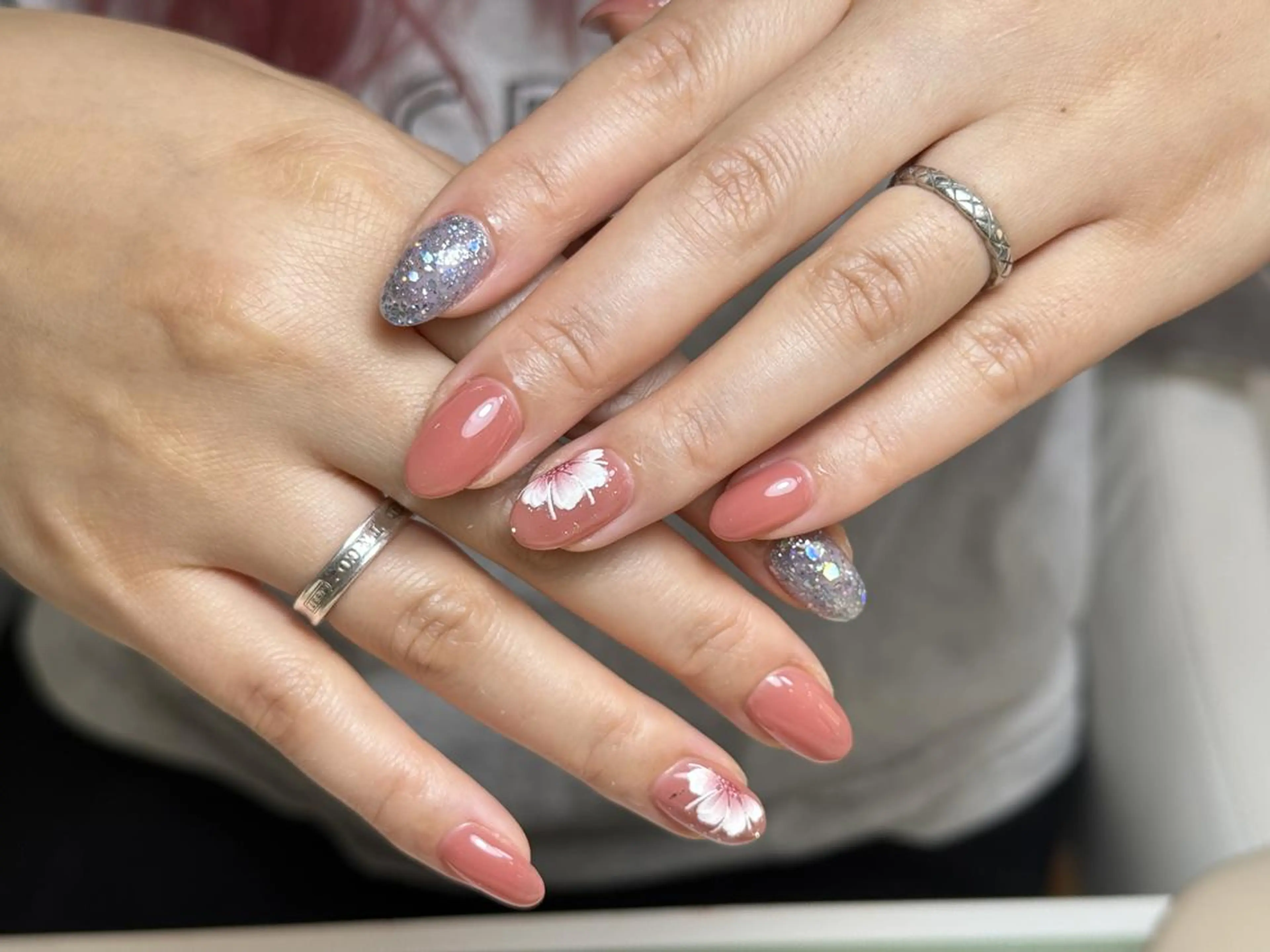 ネイル ハンドネイル Elegantbea utyミクのネイルデザイン