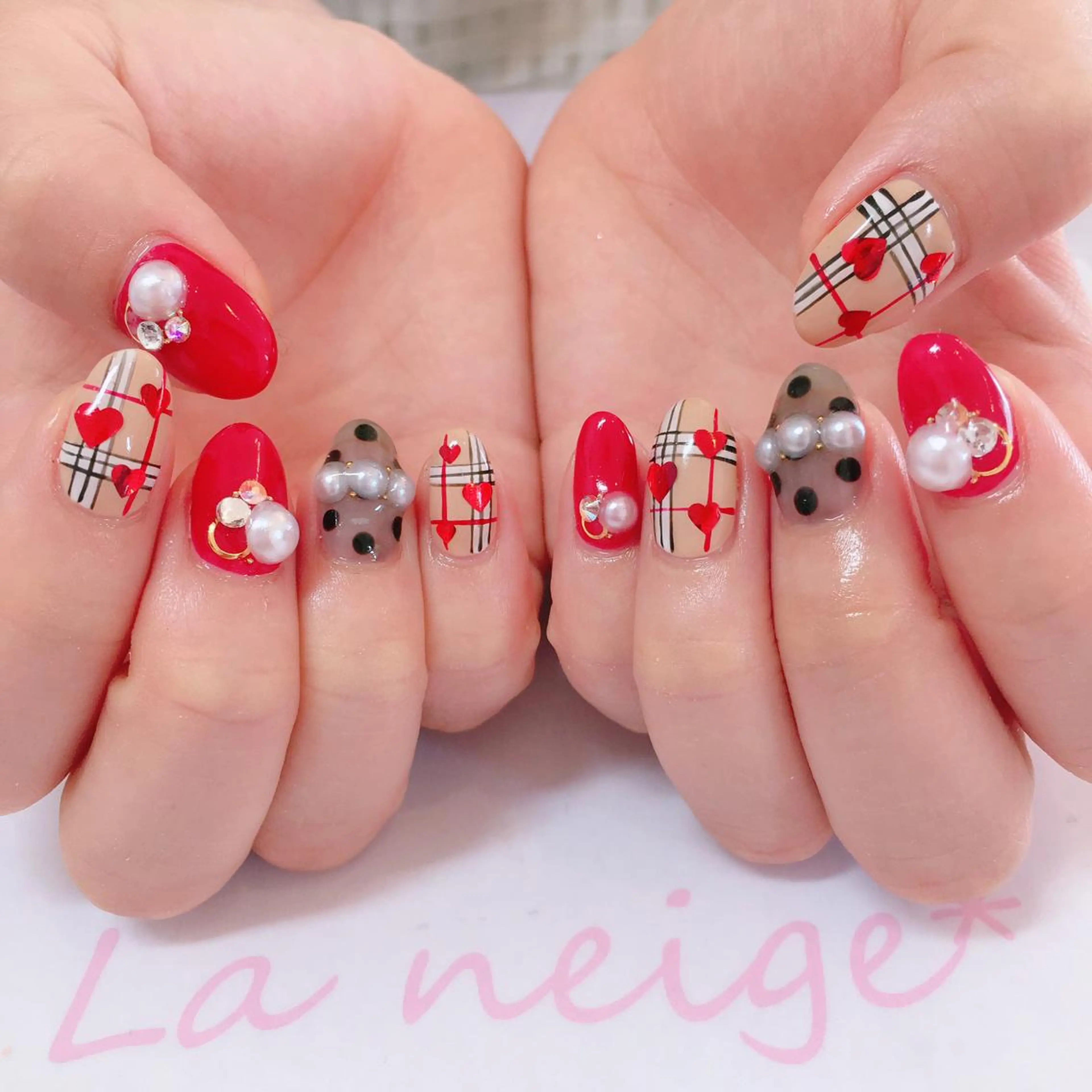 ネイル La neige* yuki 🥯🍑のネイルデザイン