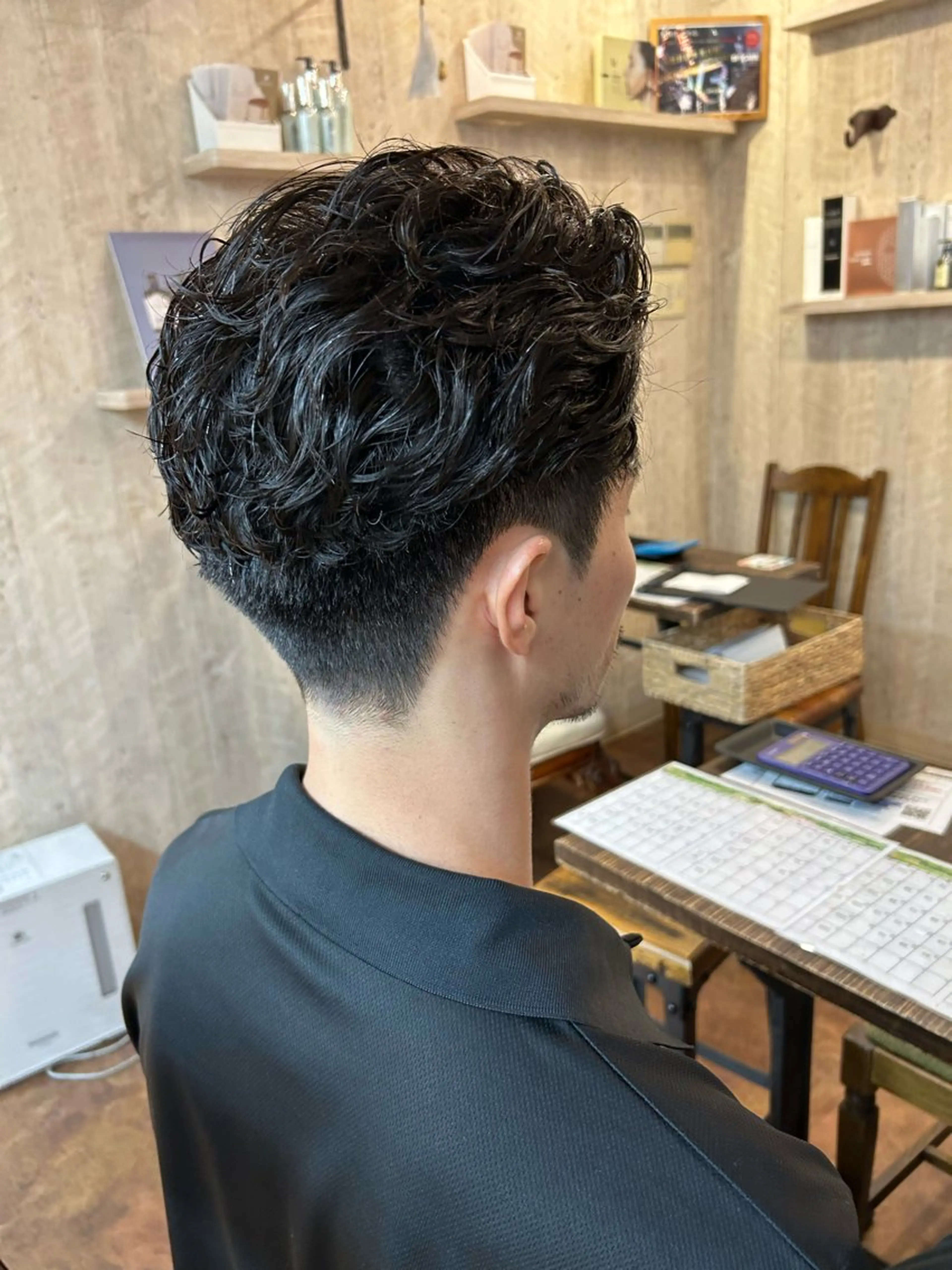 ショート パーマ メンズ ルキ🌈ブリーチカラ ー&メンズパーマ🦄のヘアスタイル