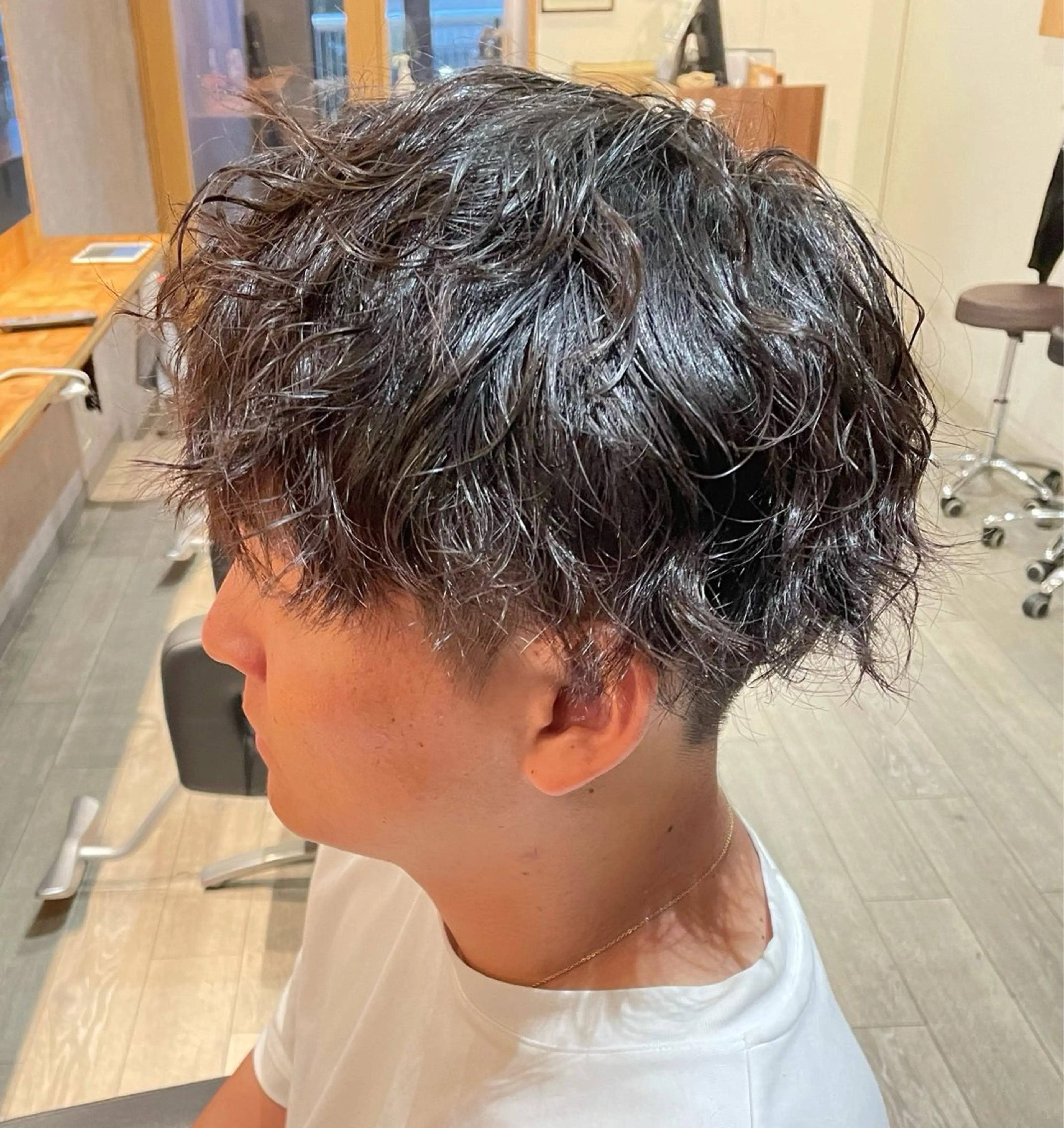 パーマ VII所属・市妙 瑠基のヘアスタイル