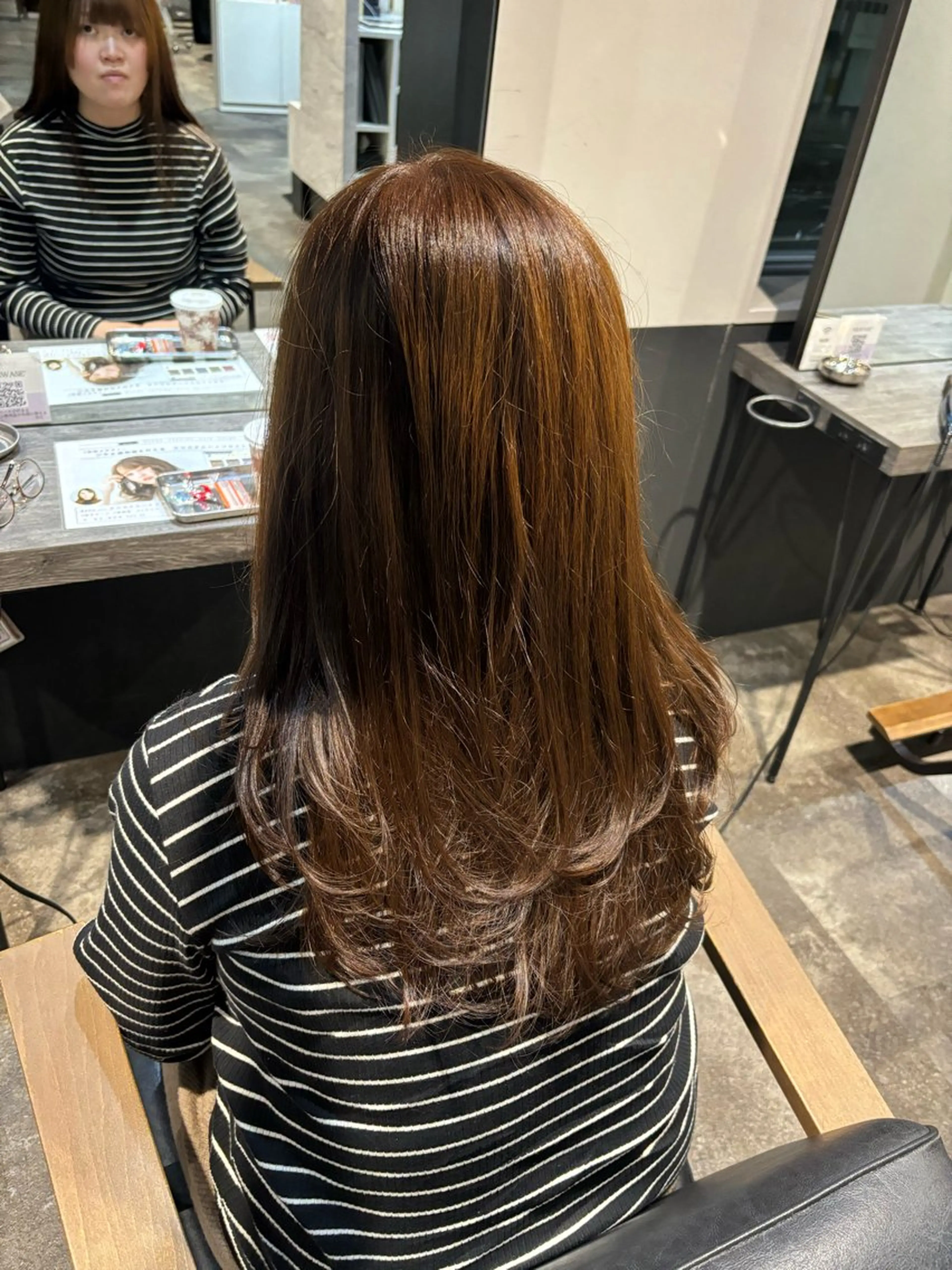 セミロング セミロングレイヤー レイヤーカット 穐田 航のヘアスタイル