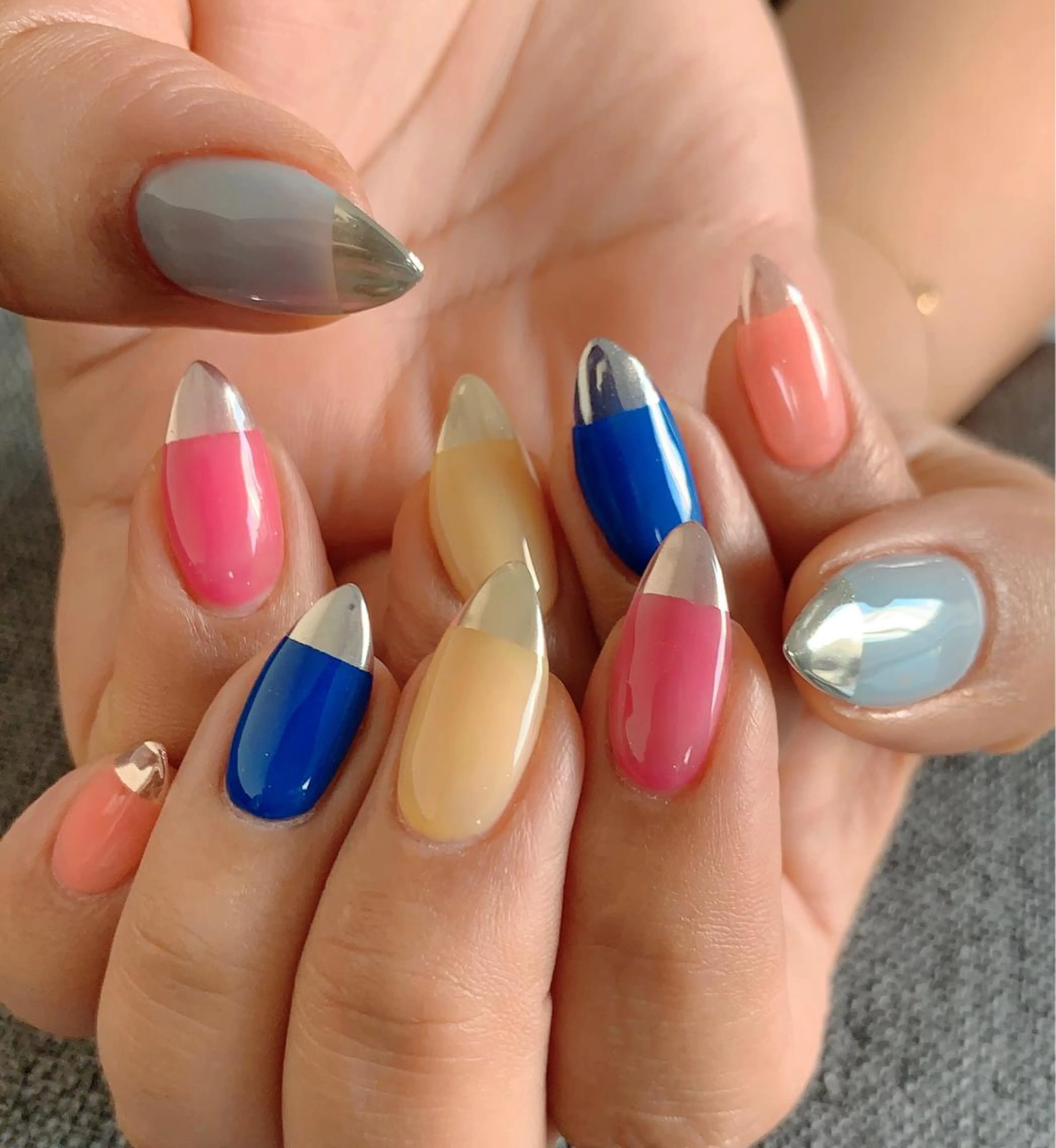 ネイル Munail サロン所属・むねいる nail salonのネイルデザイン