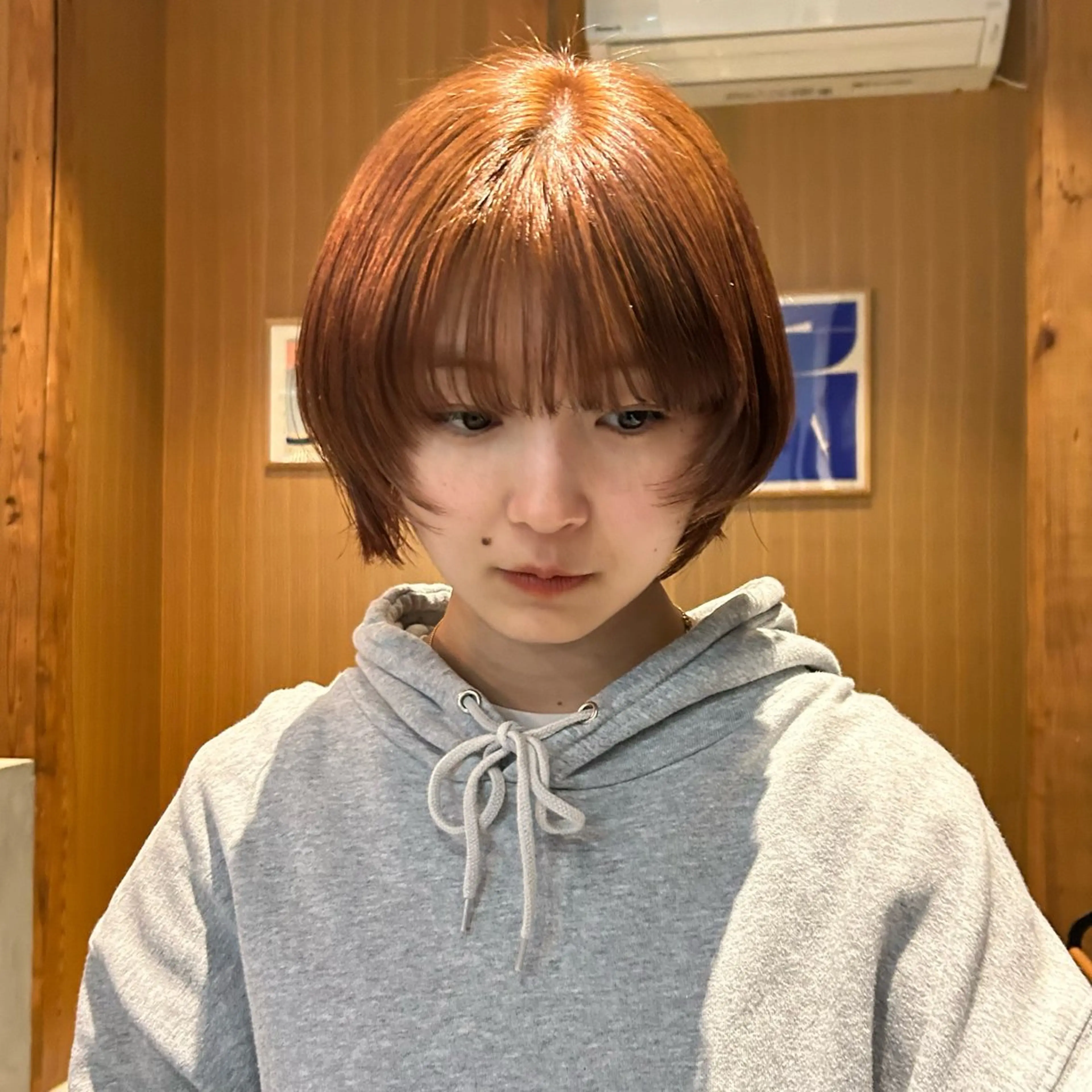 ショート カラー ブリーチ ダブルカラー ブリーチなしカラー ヘアカラー MUKU 市川 莉花のヘアスタイル