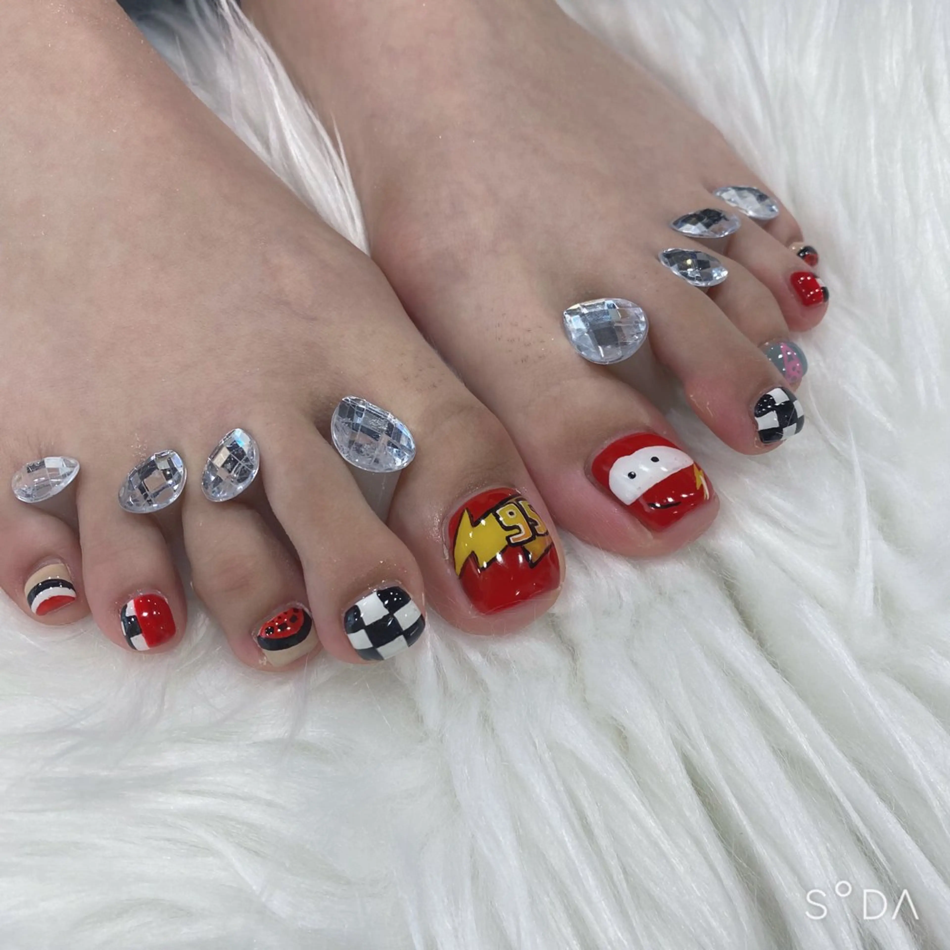 ネイル T-Rich所属・高野 沙玖良のネイルデザイン