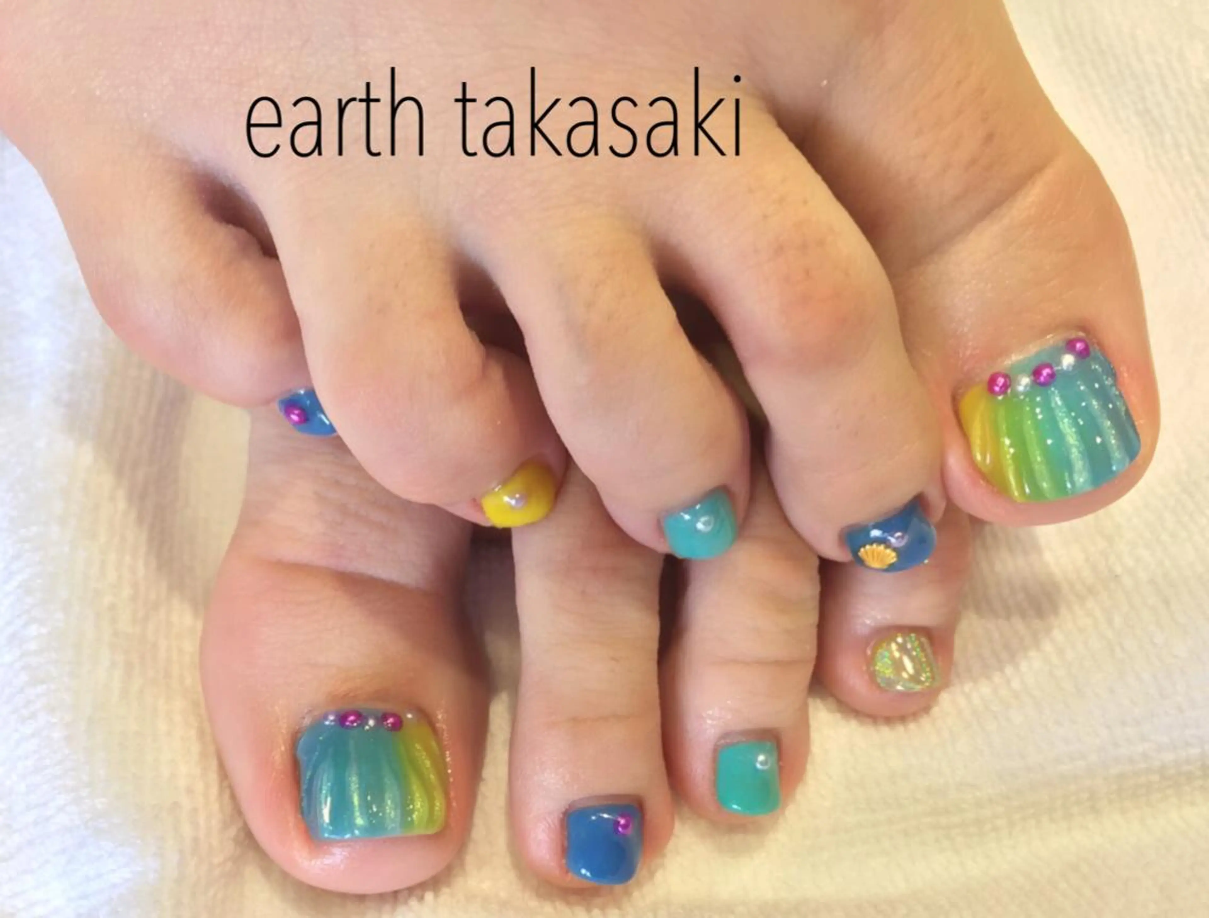 ネイル EARTH nanaのネイルデザイン