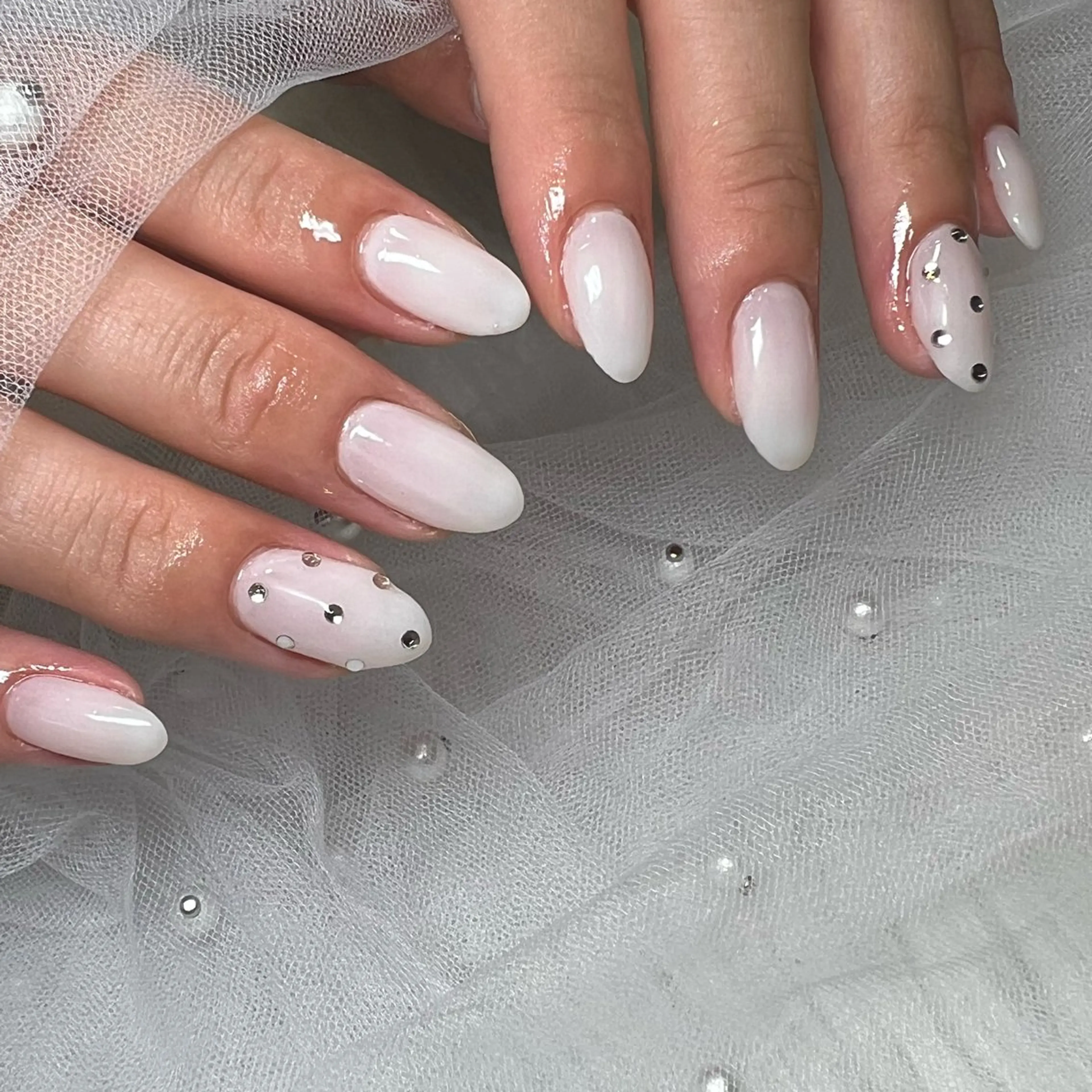 ネイル ハンドネイル E  nail 風羽のネイルデザイン