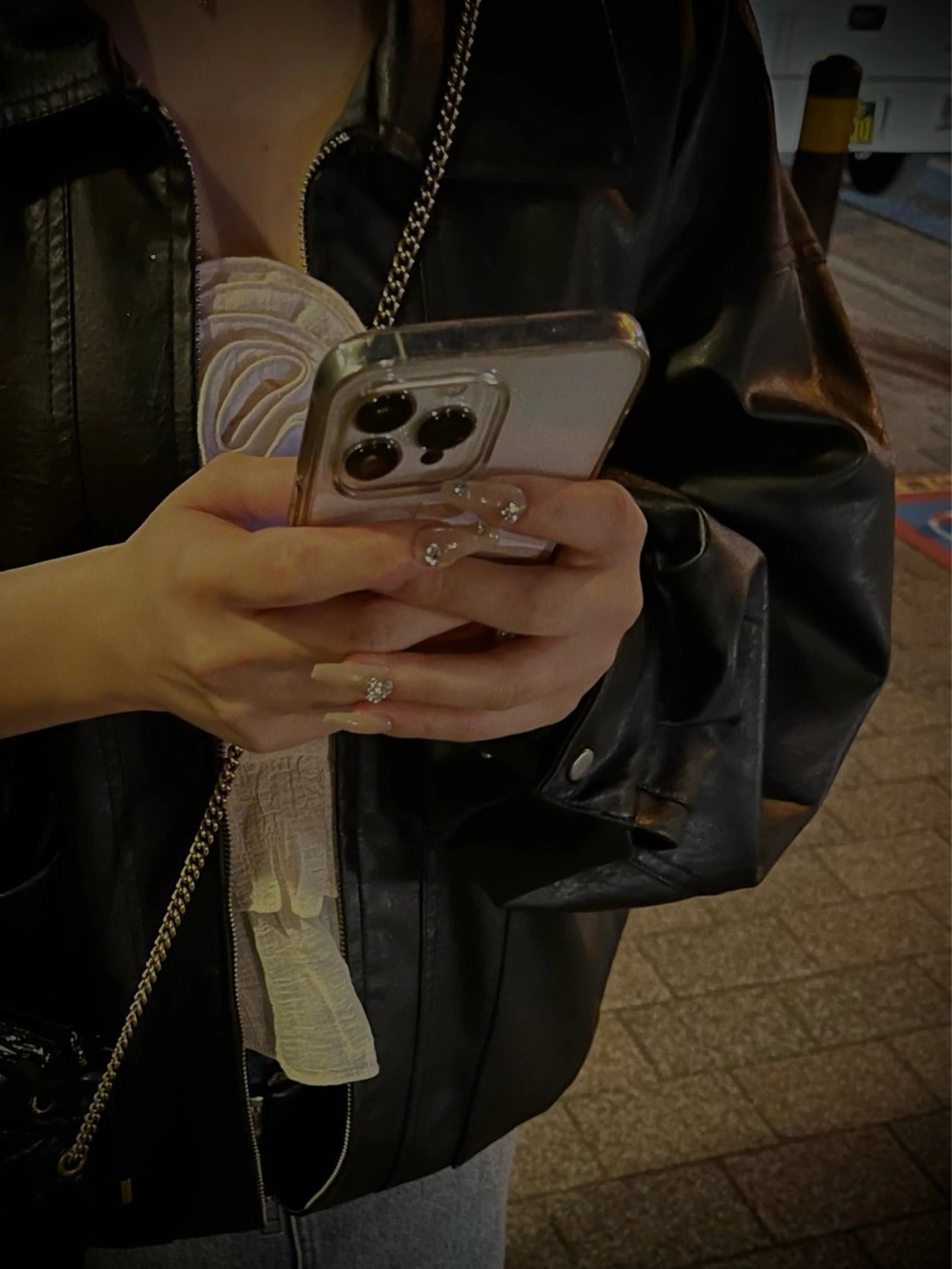 ネイル キラキラネイル マグネットネイル ワンカラーネイル スカルプネイル ワンホンネイル nine.🦋 YUKOのネイルデザイン