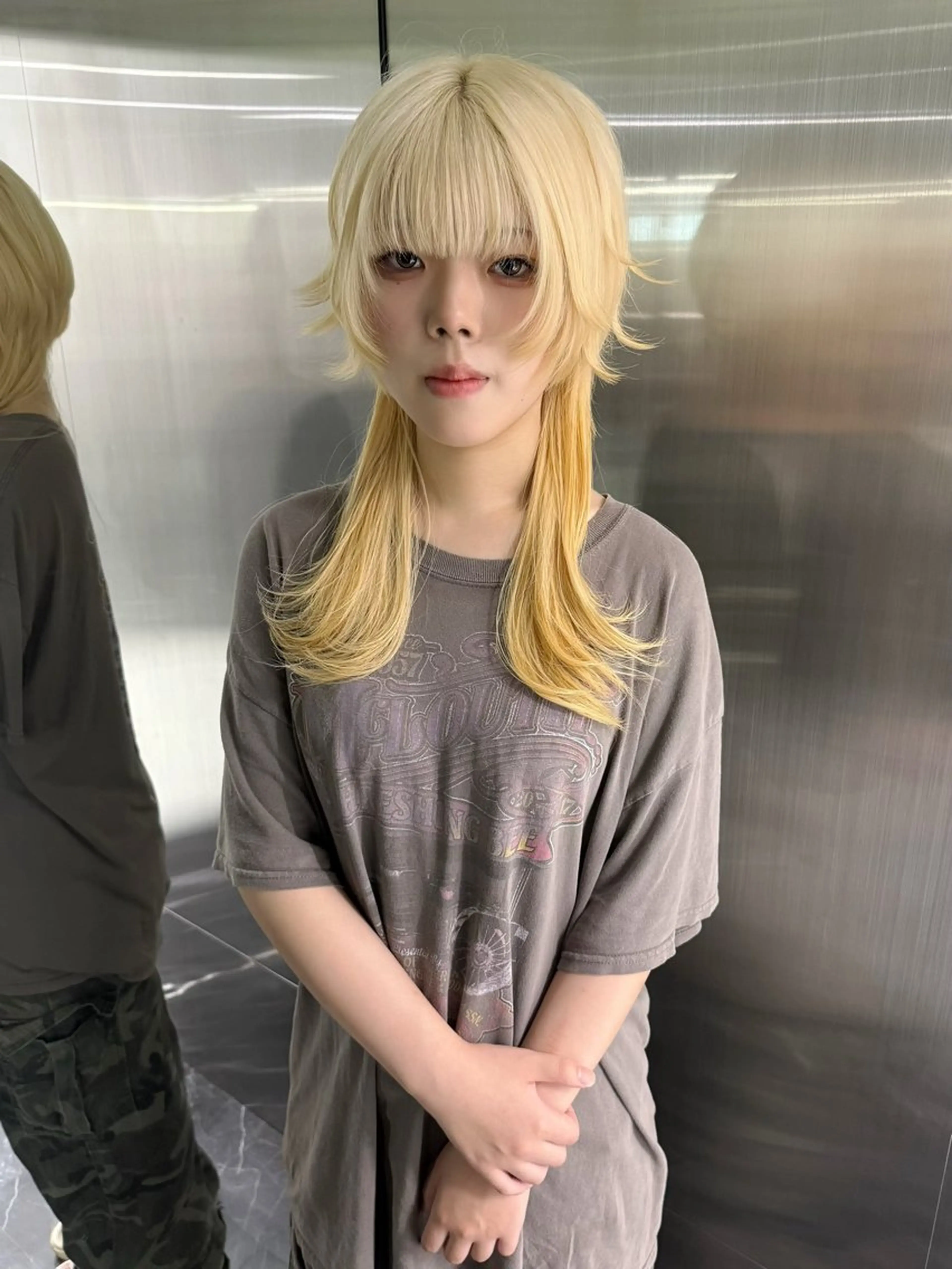 セミロング 🐺立川のウルフ屋 さん🐺おかみ🐺のヘアスタイル