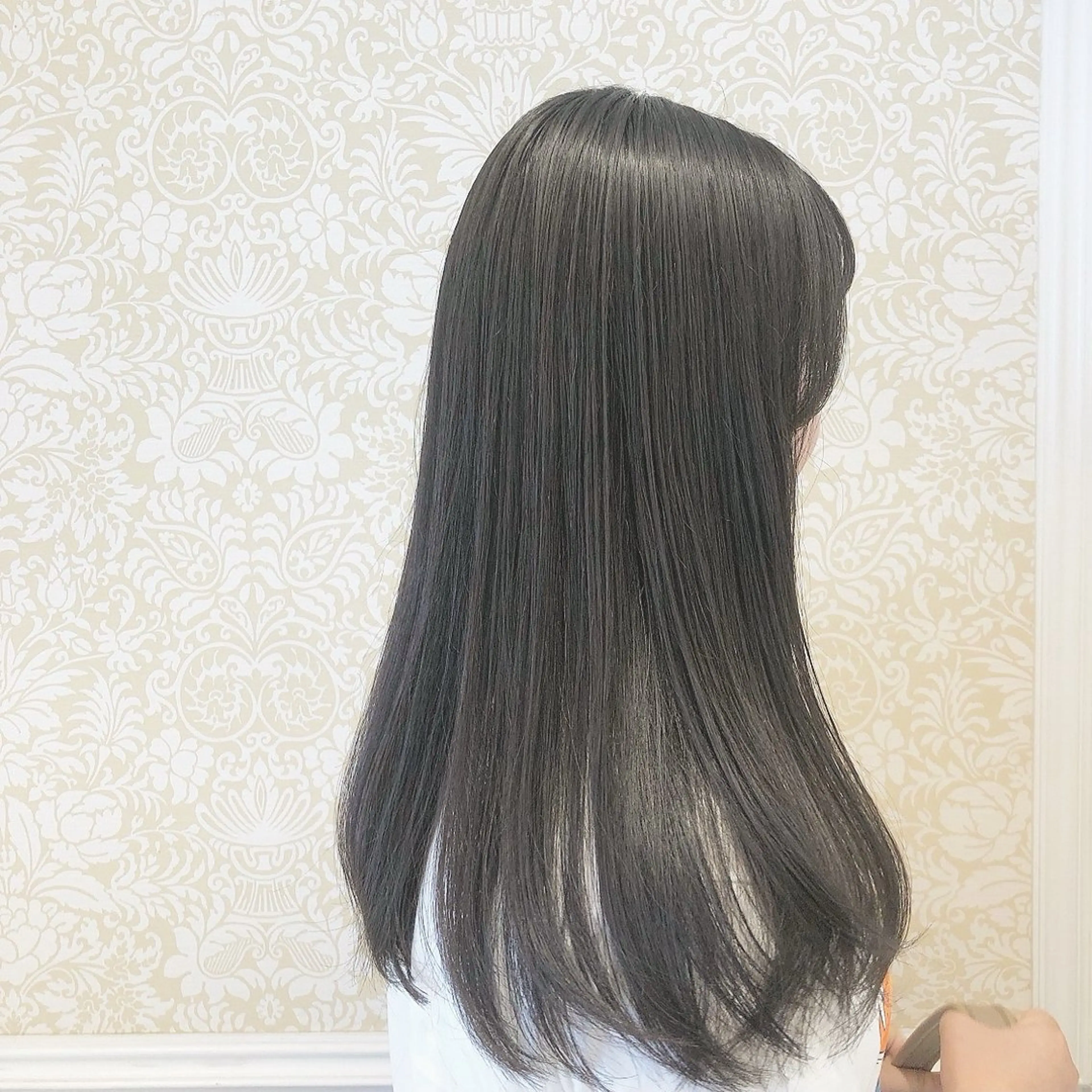 🌿モデル様特別価格🌿‬ 透明感とツヤ✨️イルミナカラー🎨　+ケアトリートメント✨の写真