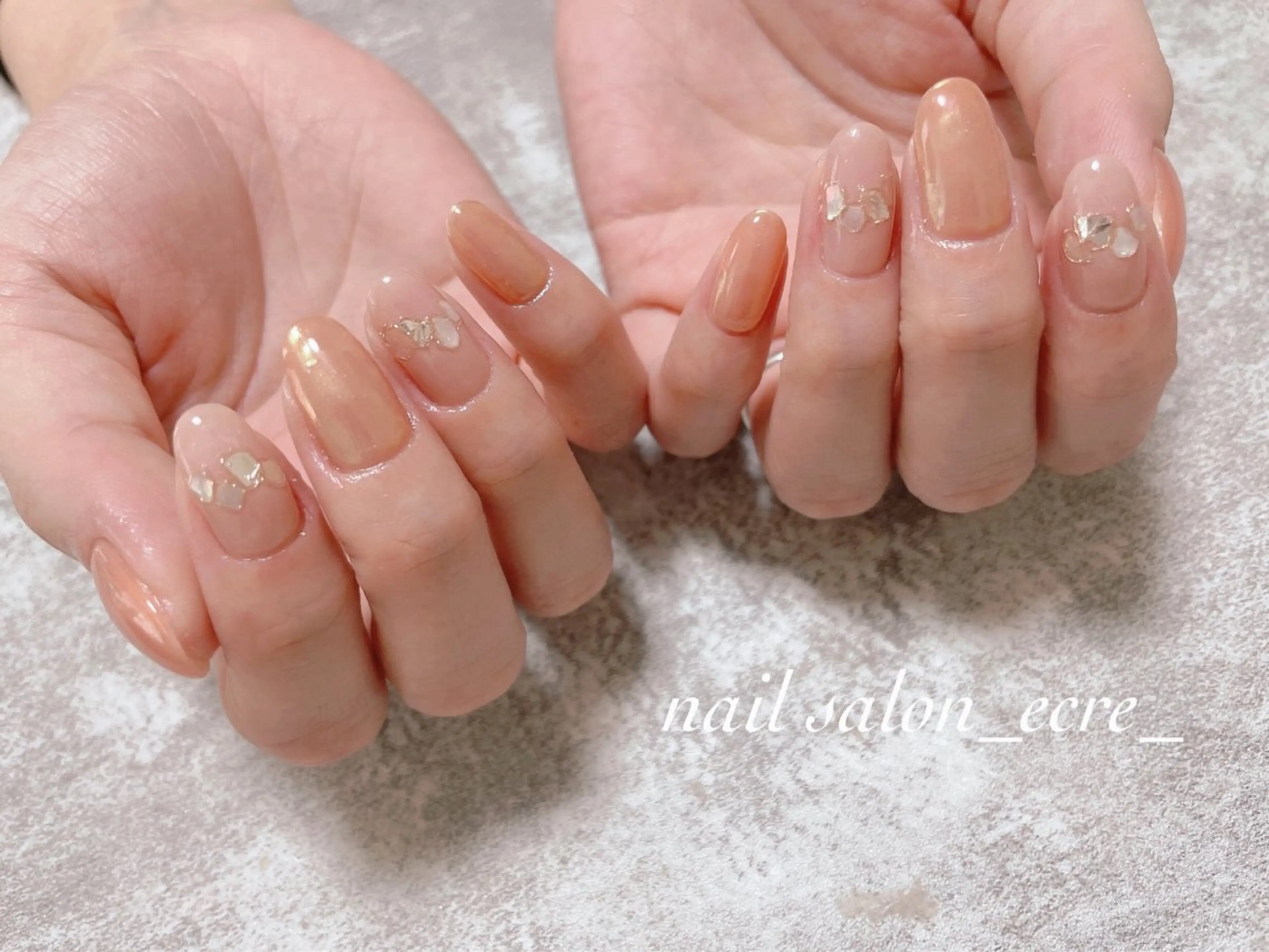 ネイル ミラーネイル nail salon _ecre_のネイルデザイン