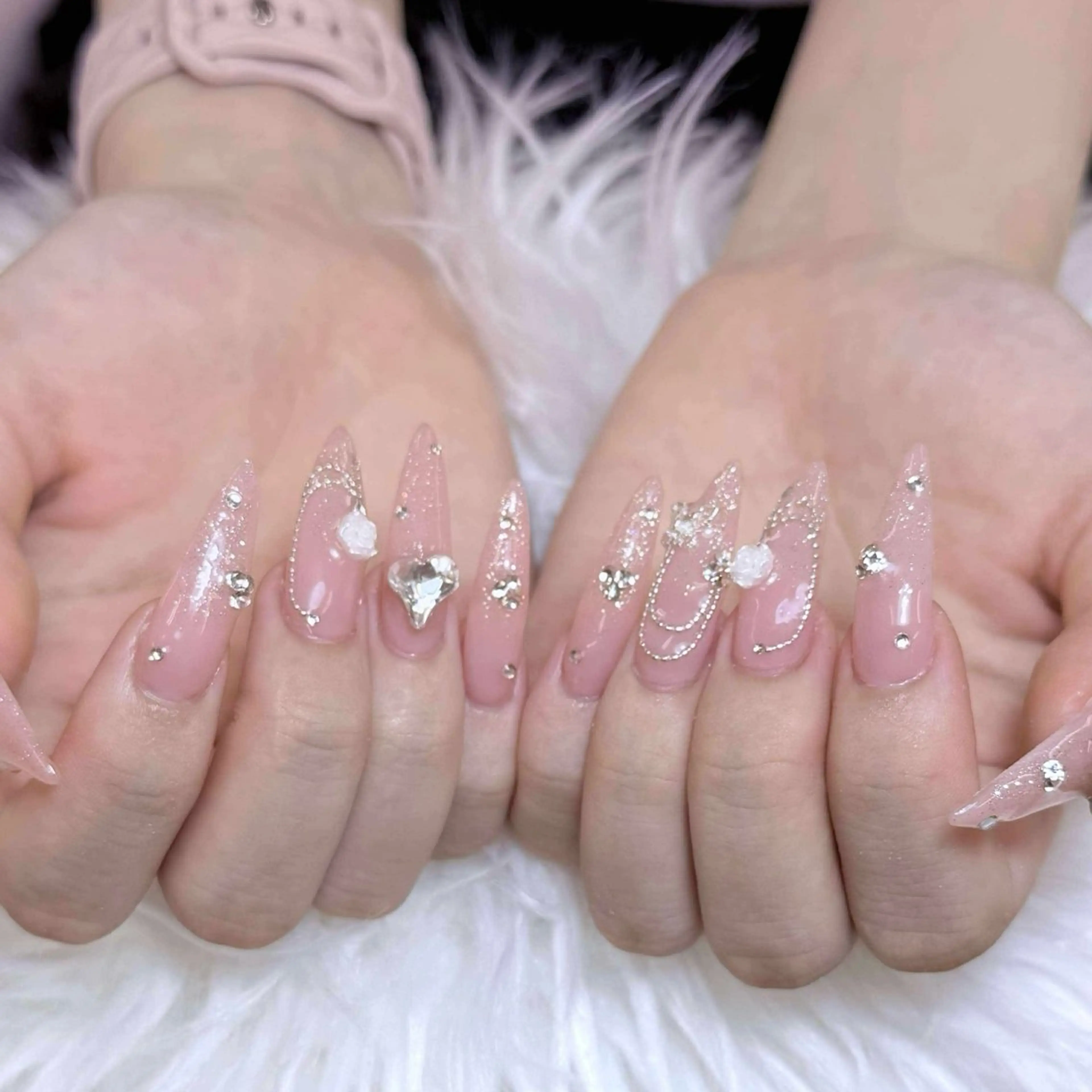 ネイル アートネイル 長さ出し 持ち込み スカルプネイル ネイルチップ ハンドネイル Anh 高田馬場のネイルデザイン