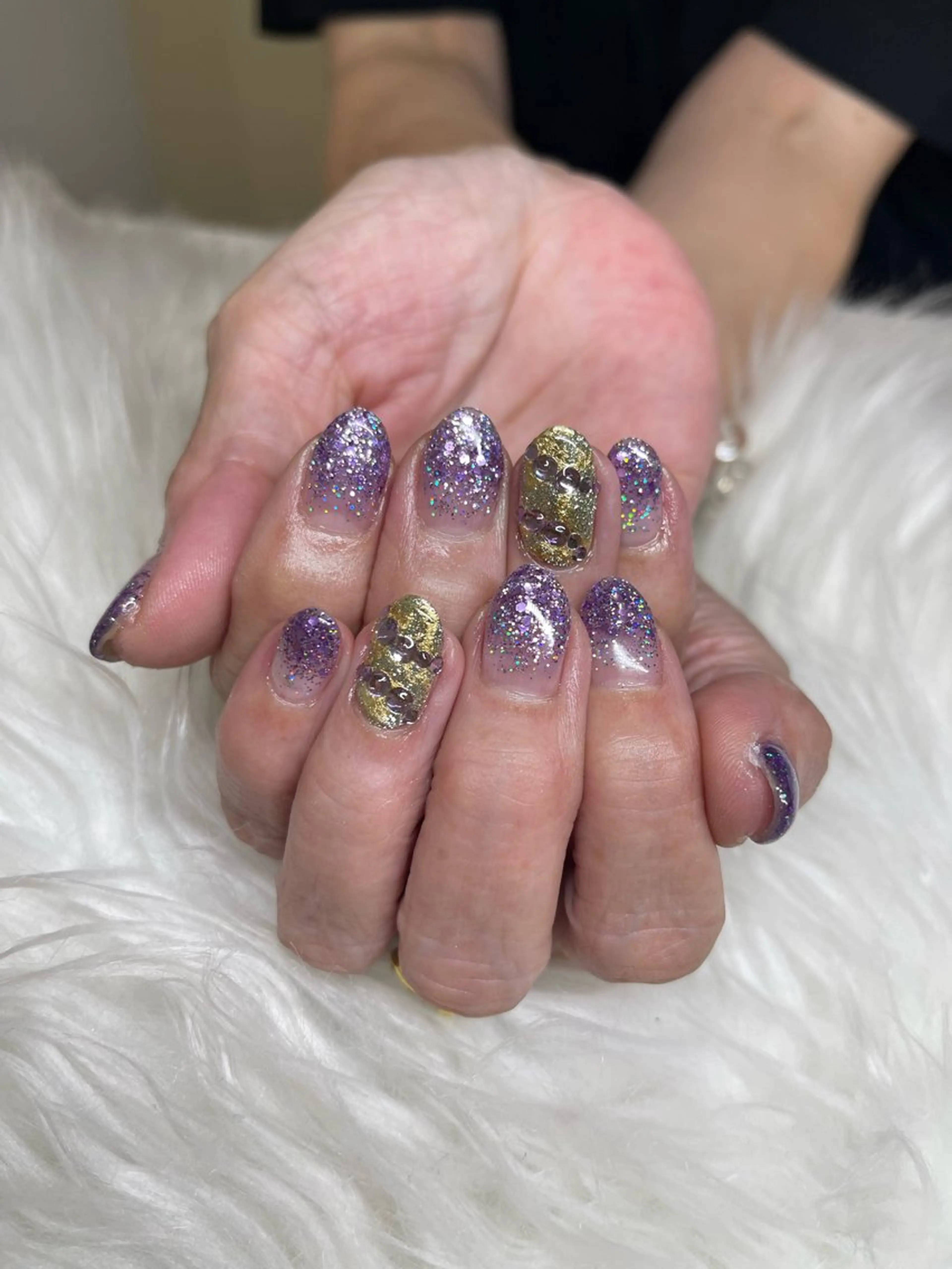 ネイル ラメ(グリッター) ラメグラデーション ハンドネイル 舞 ねいるのネイルデザイン